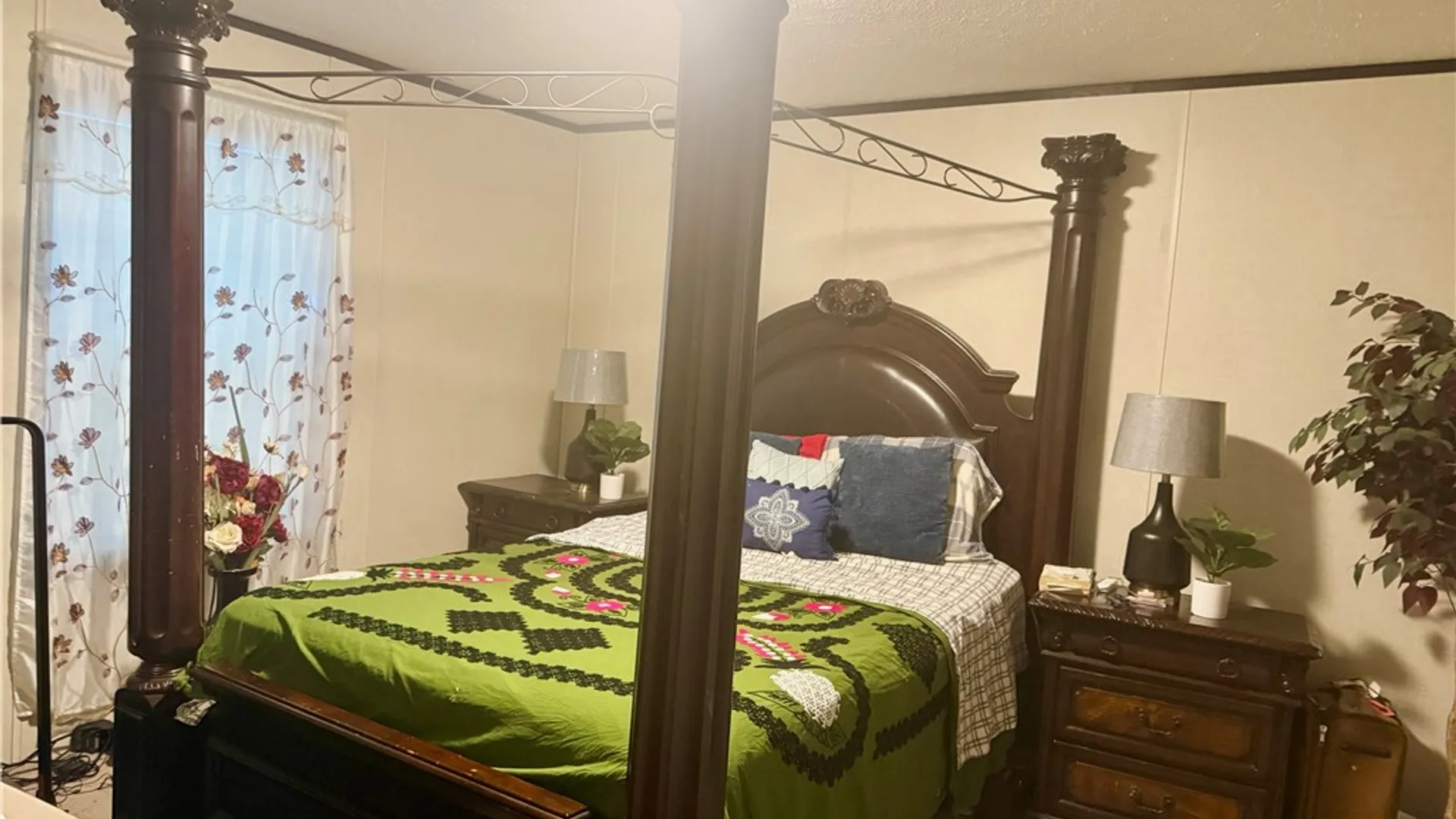 Property at 109 Canyon Drive, Hamburg, NY 14075 10