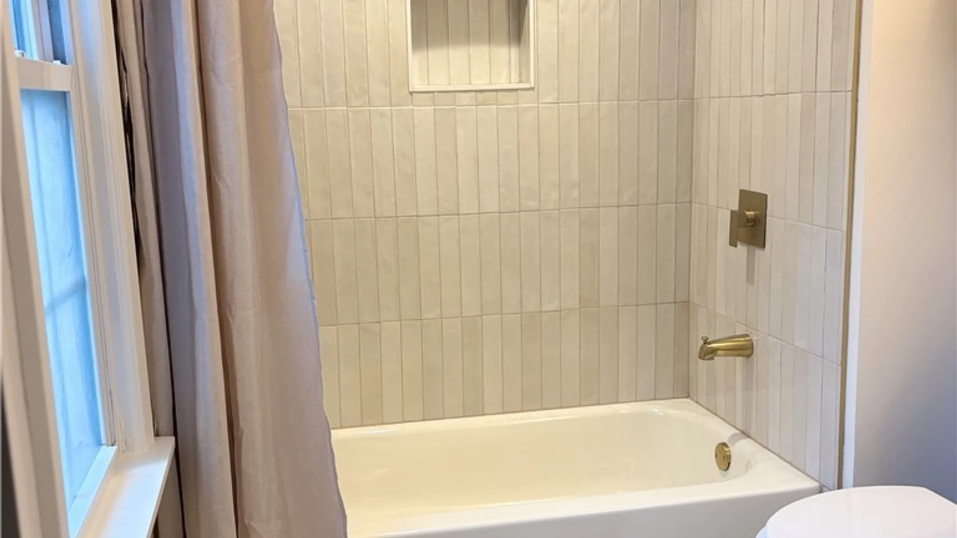 Property at 30 Woodcrest Drive, West Seneca, NY 14220 10