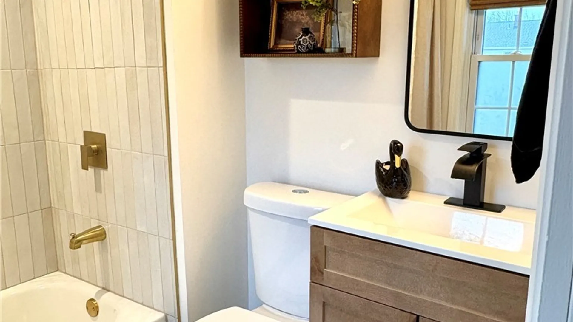 Property at 30 Woodcrest Drive, West Seneca, NY 14220 11