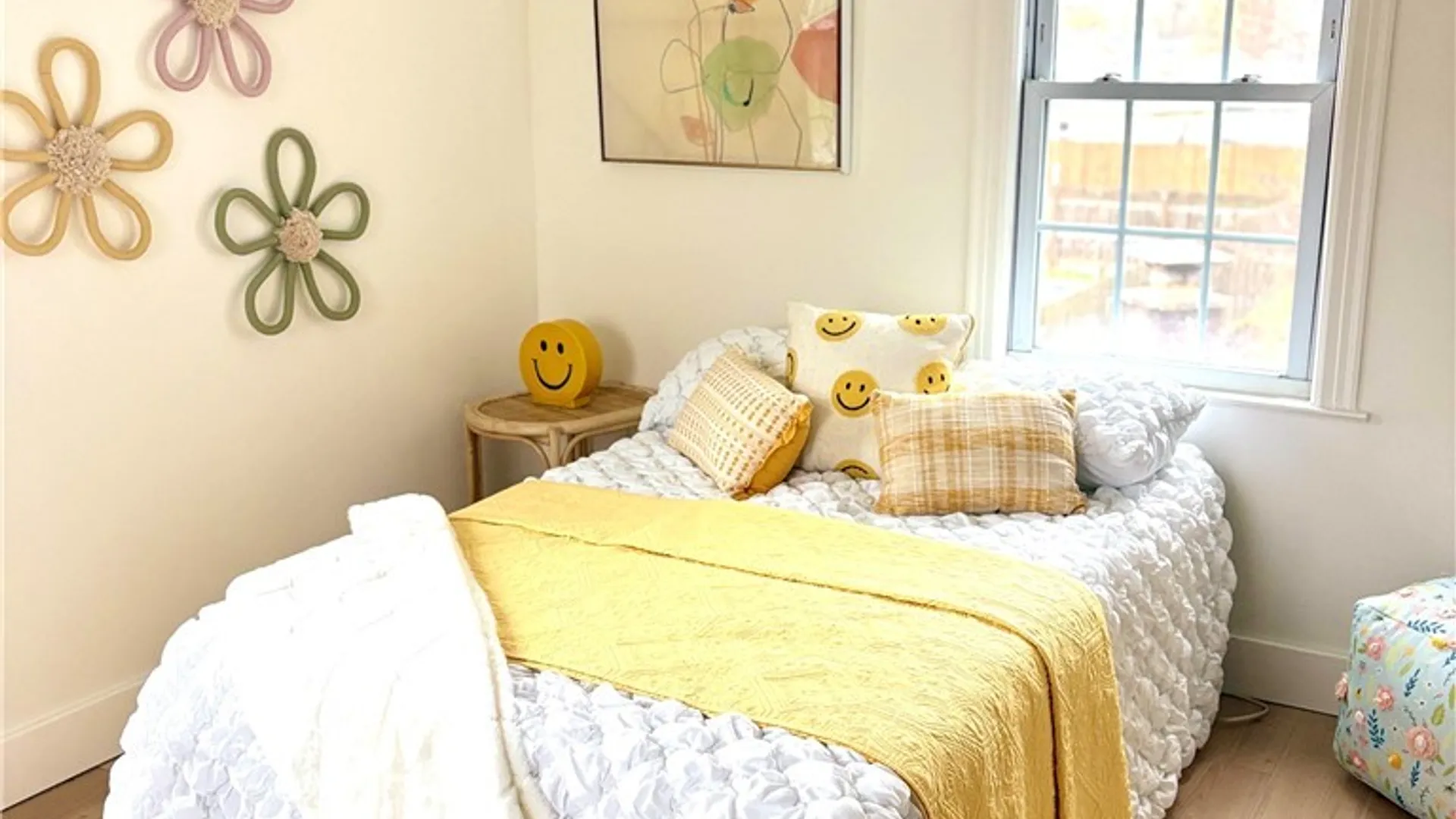 Property at 30 Woodcrest Drive, West Seneca, NY 14220 14