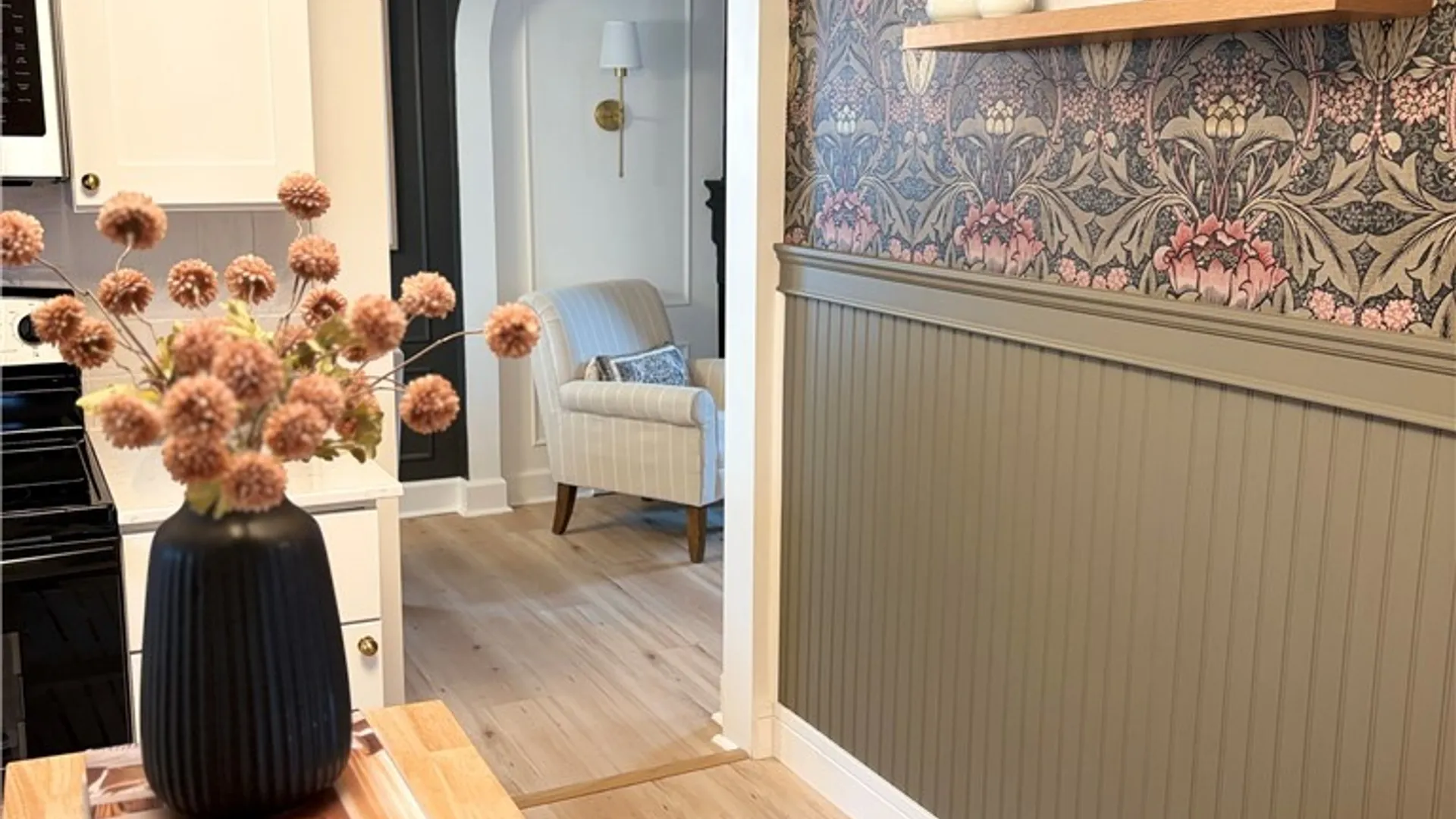 Property at 30 Woodcrest Drive, West Seneca, NY 14220 9