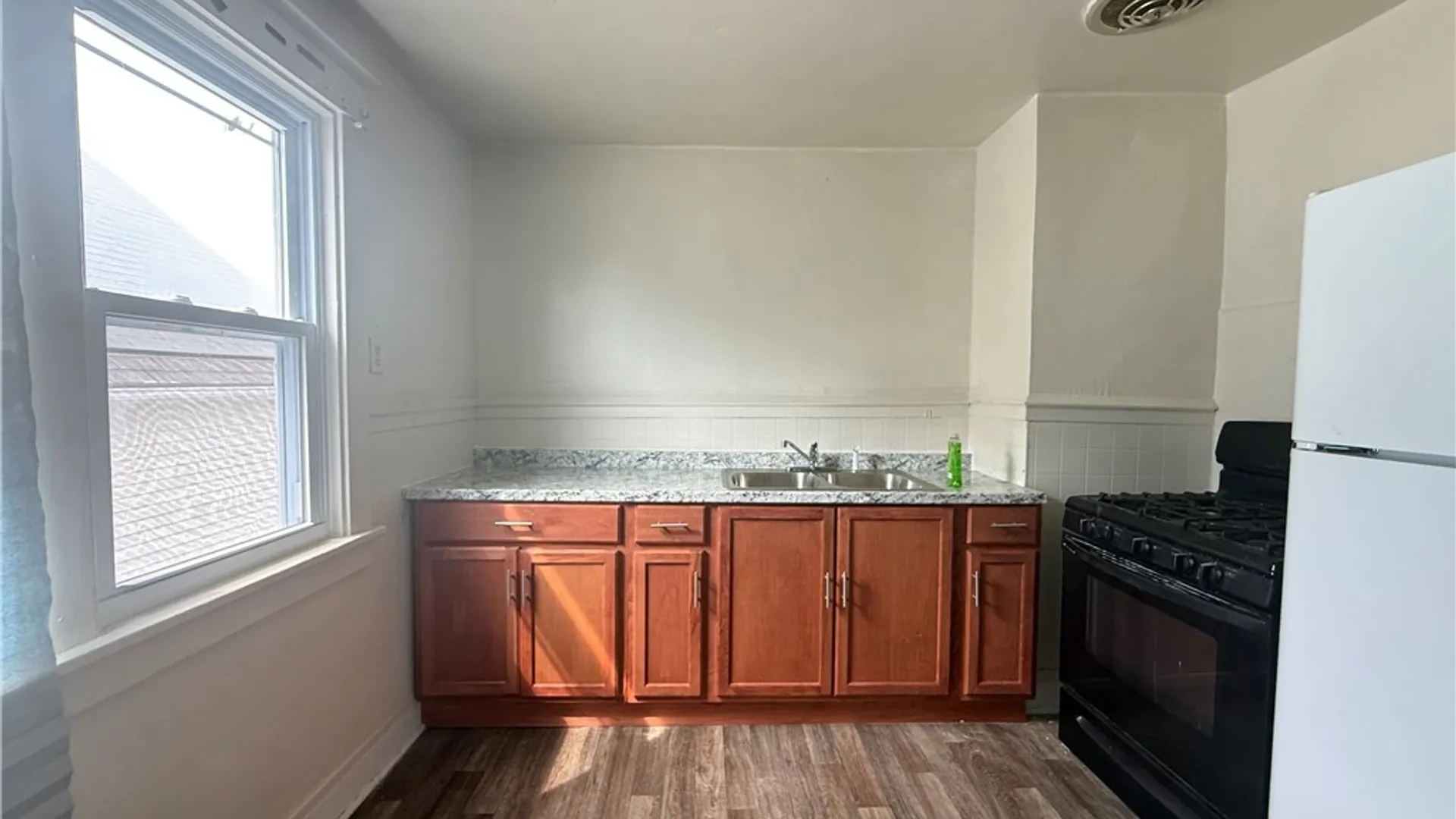 Property at 216 Newburgh Avenue, Buffalo, NY 14215 2