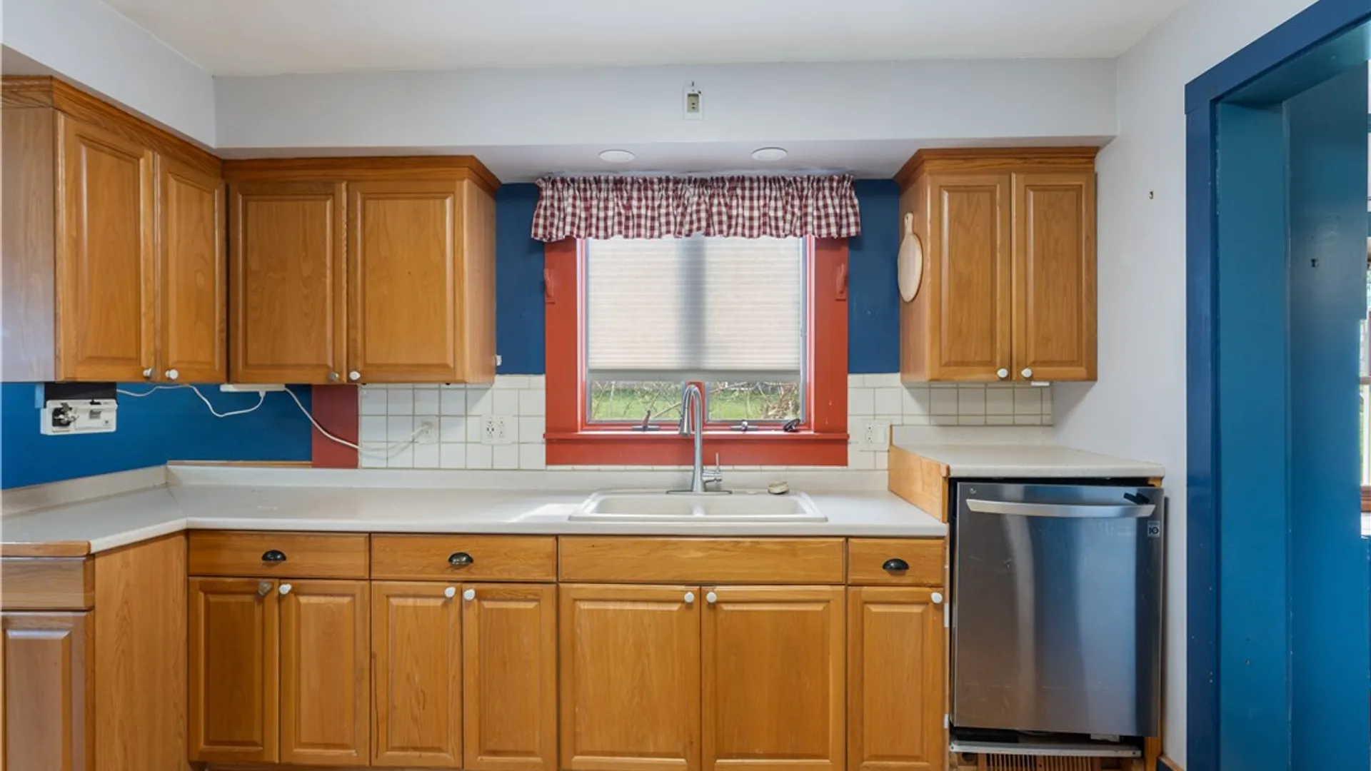 Property at 50 Clinton Street, Avon, NY 14414 13
