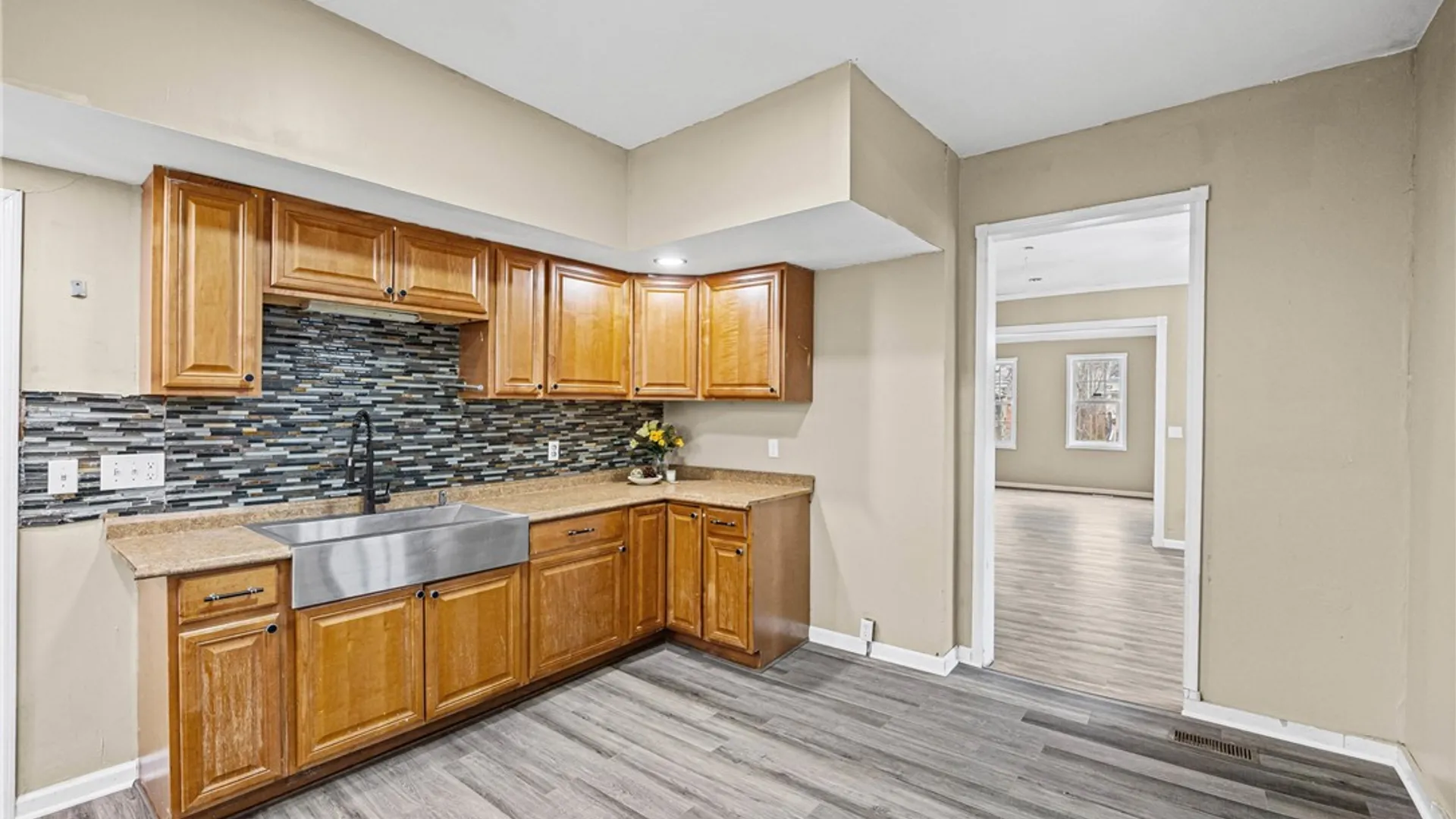 Property at 33 Laforce Street, Rochester, NY 14621 11