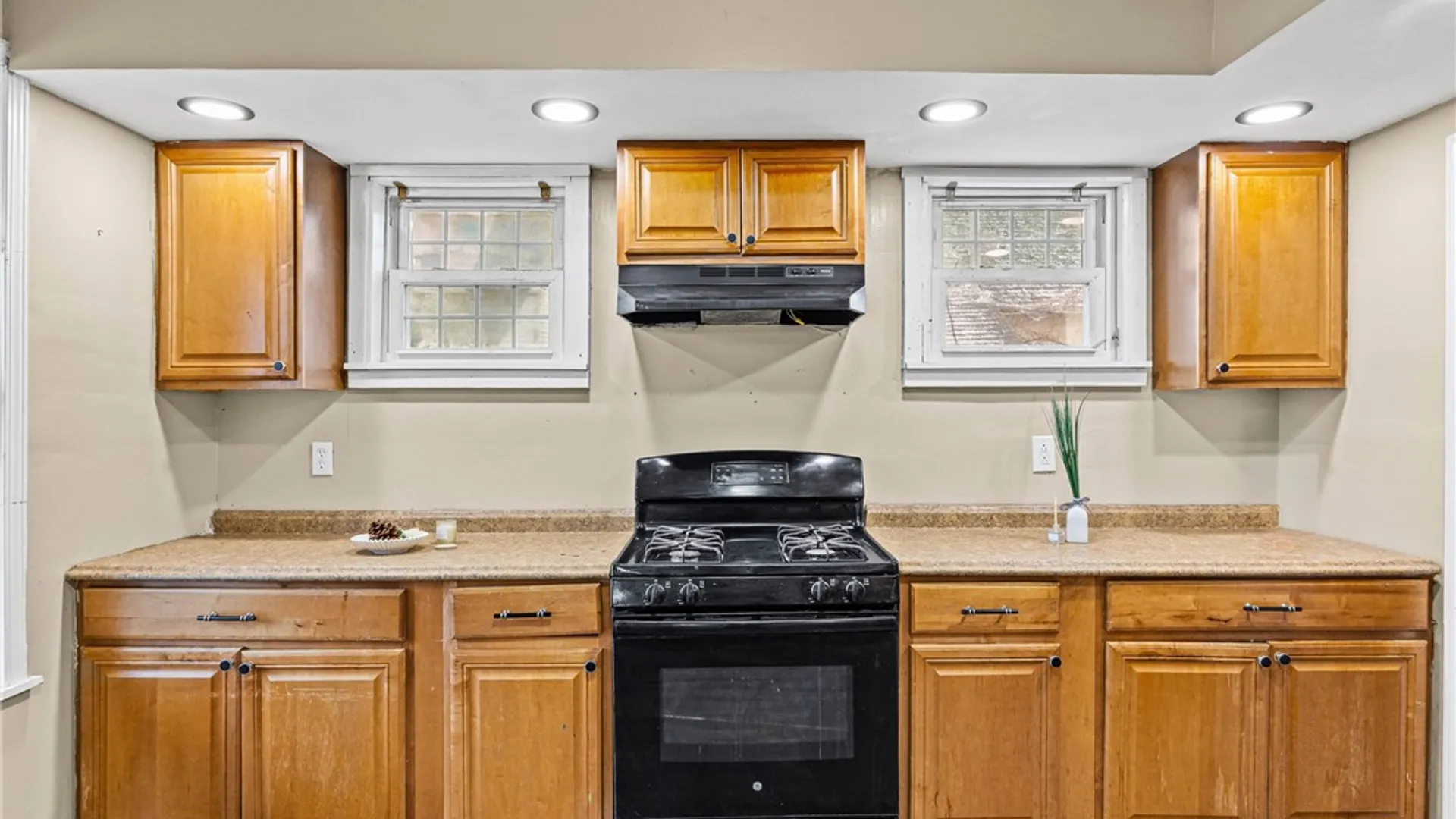 Property at 33 Laforce Street, Rochester, NY 14621 12