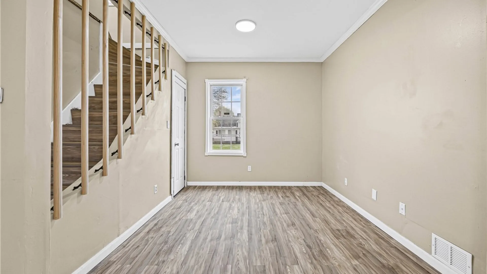 Property at 33 Laforce Street, Rochester, NY 14621 5