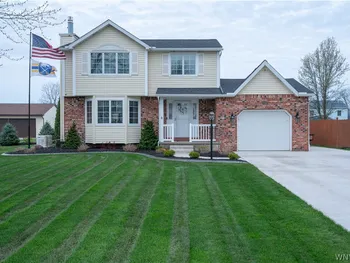Property at 7182 Winbert Drive, Wheatfield, NY 14120