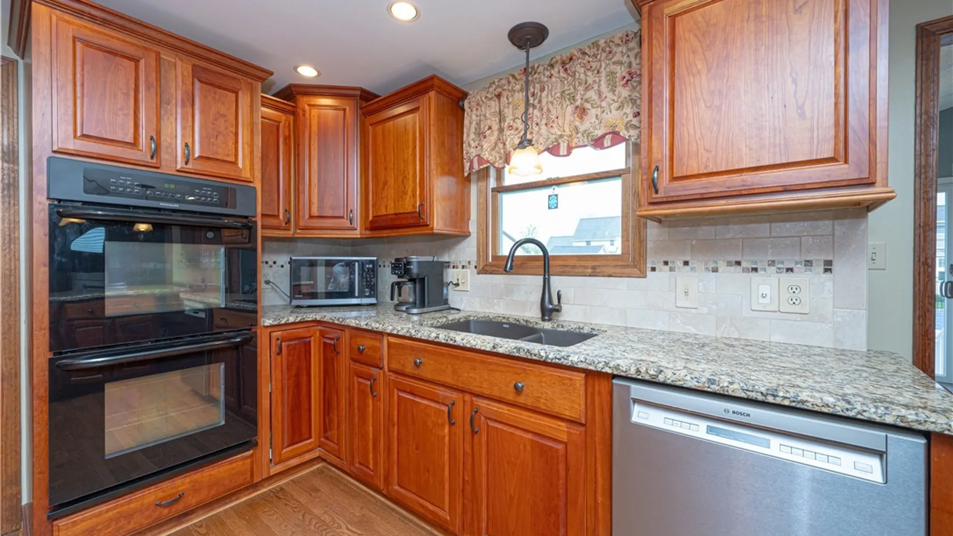 Property at 7182 Winbert Drive, Wheatfield, NY 14120 20