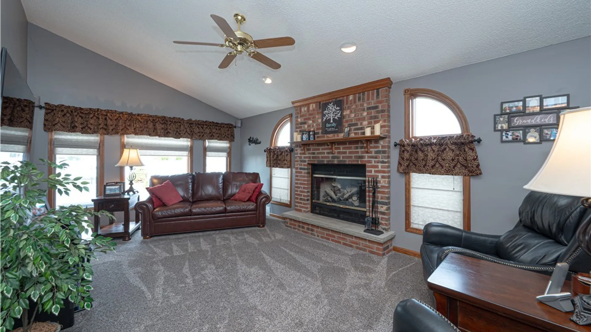 Property at 7182 Winbert Drive, Wheatfield, NY 14120 22