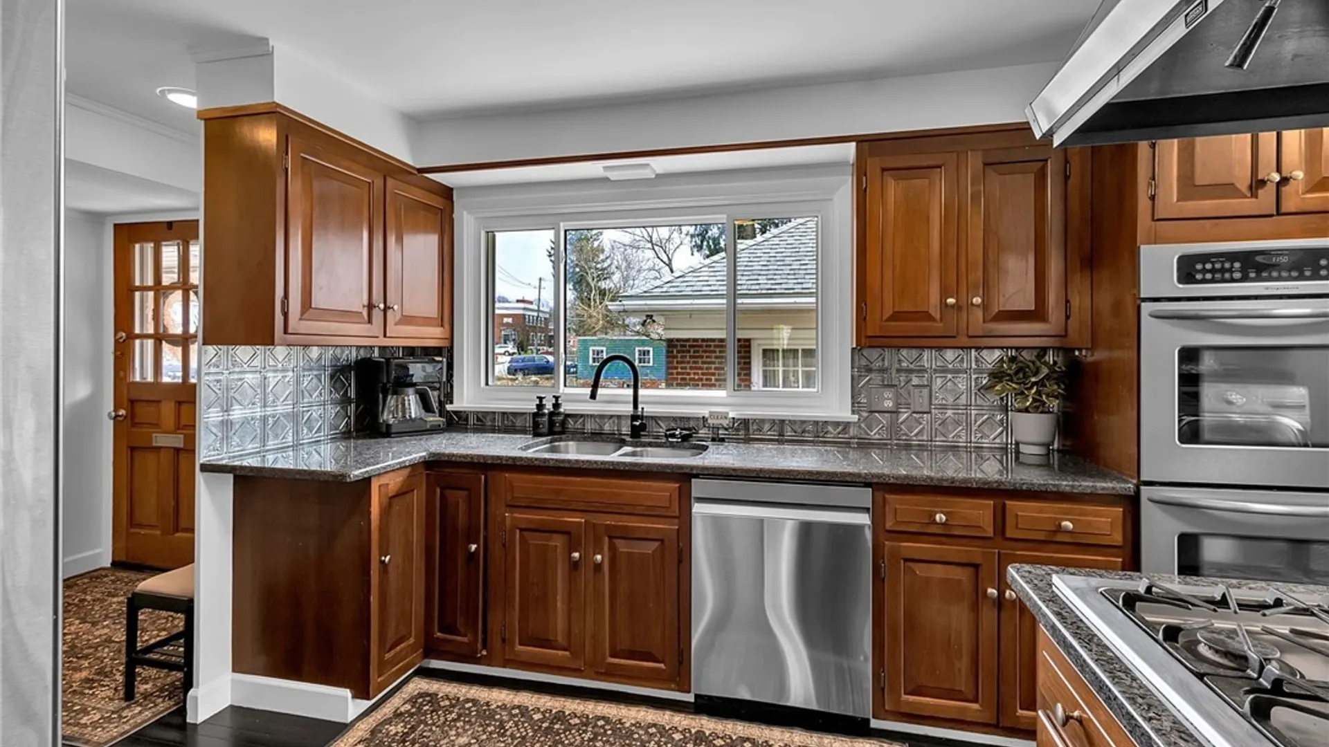 Property at 7 Harvard Place, Orchard Park, NY 14127 19