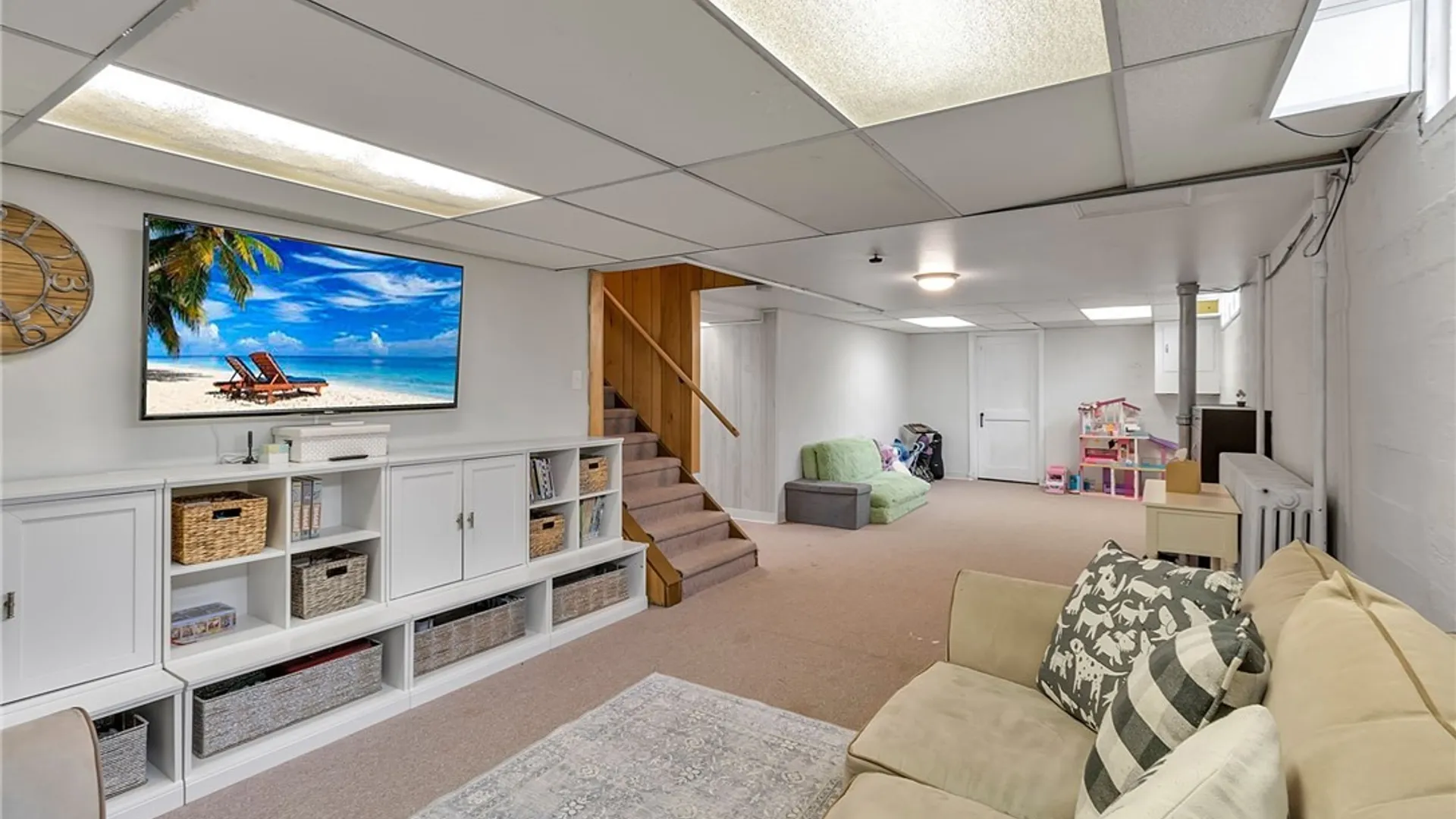 Property at 7 Harvard Place, Orchard Park, NY 14127 42