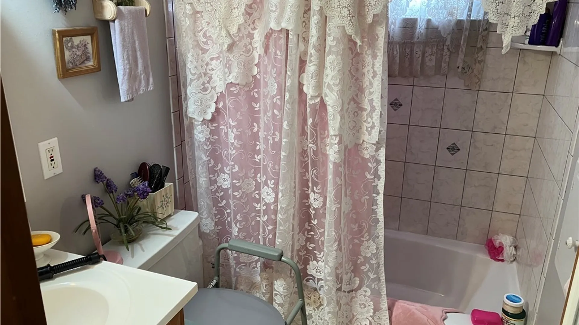 Property at 39 Balbach Drive, Cheektowaga, NY 14225 25