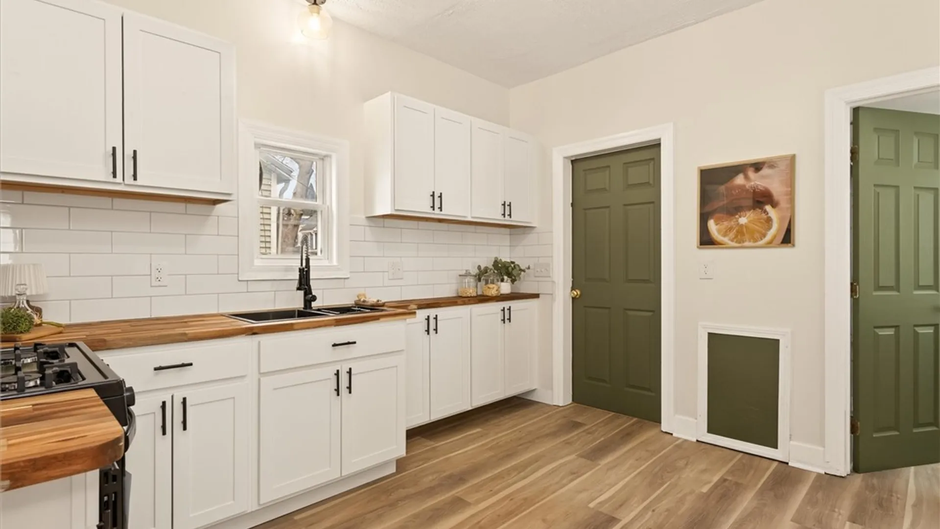 Property at 100 Linnet Street, Rochester, NY 14613 15