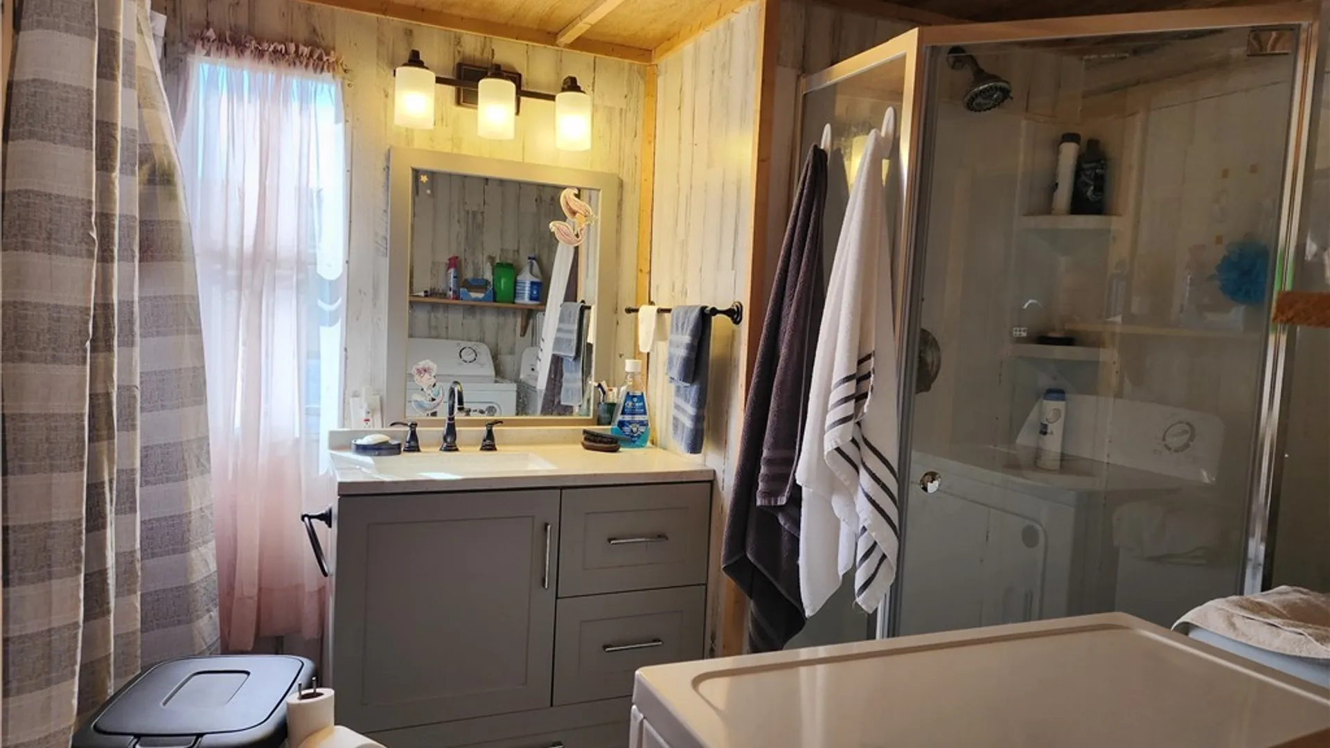 Property at 519 Dorwood Park, Wilson, NY 14131 13