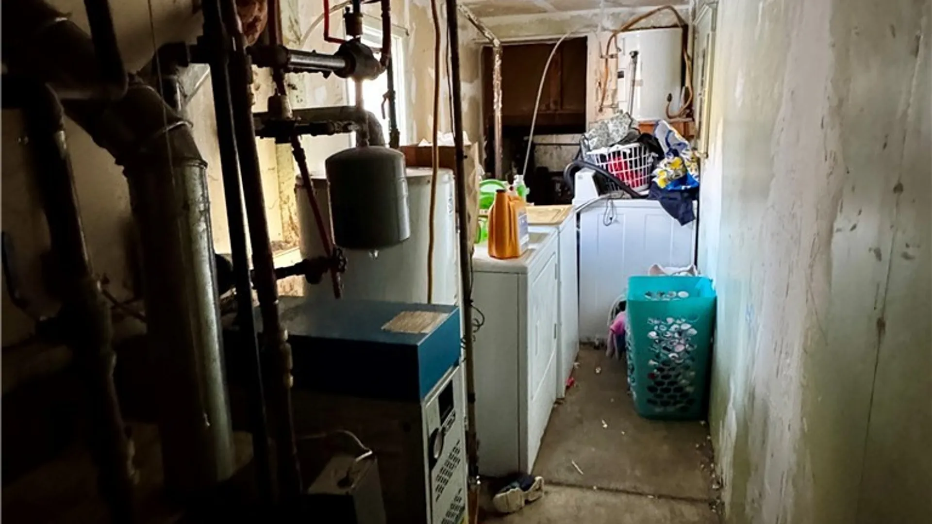 Property at 185 Pine Street, Lockport City, NY 14094 33