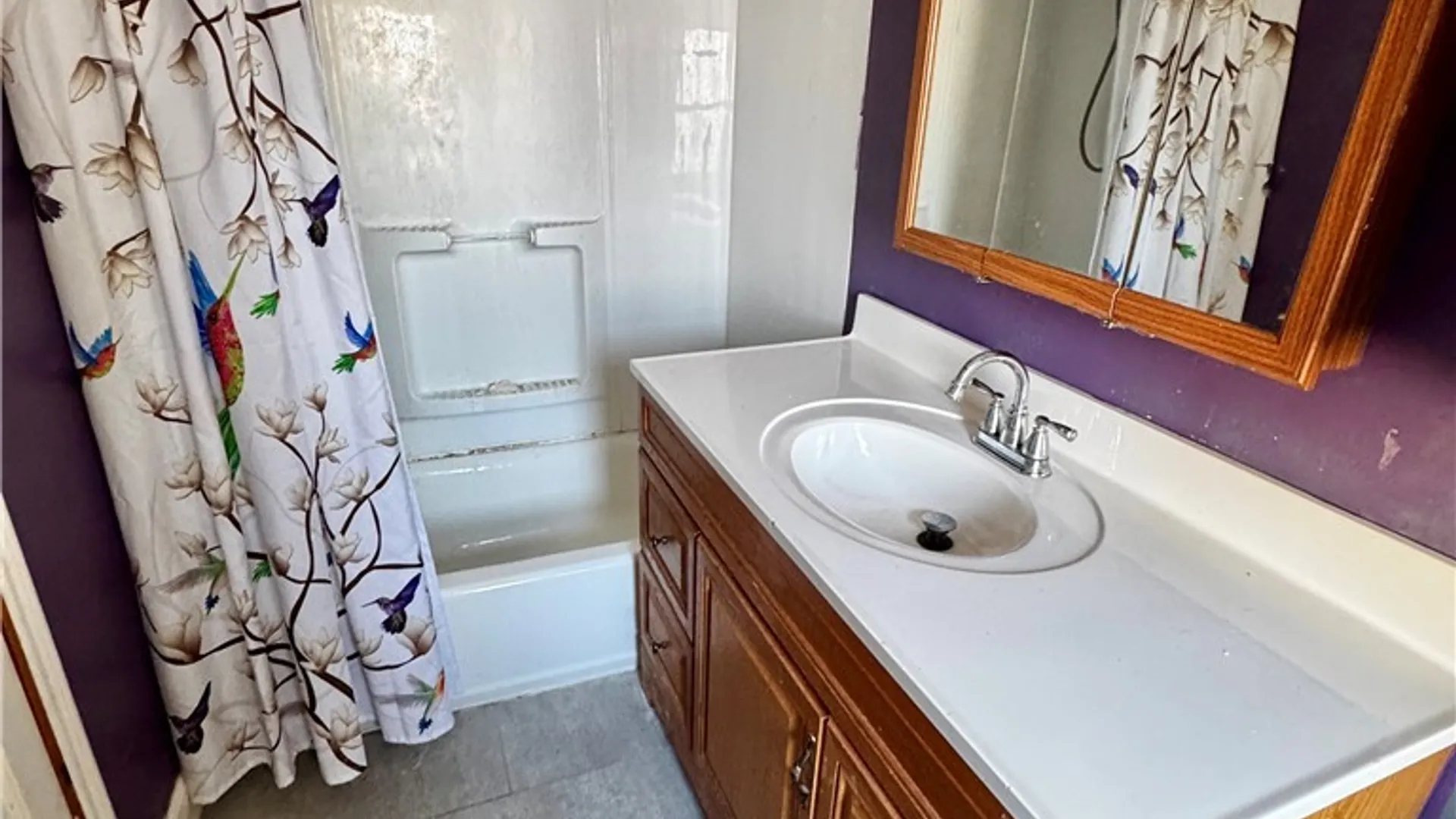 Property at 185 Pine Street, Lockport City, NY 14094 4