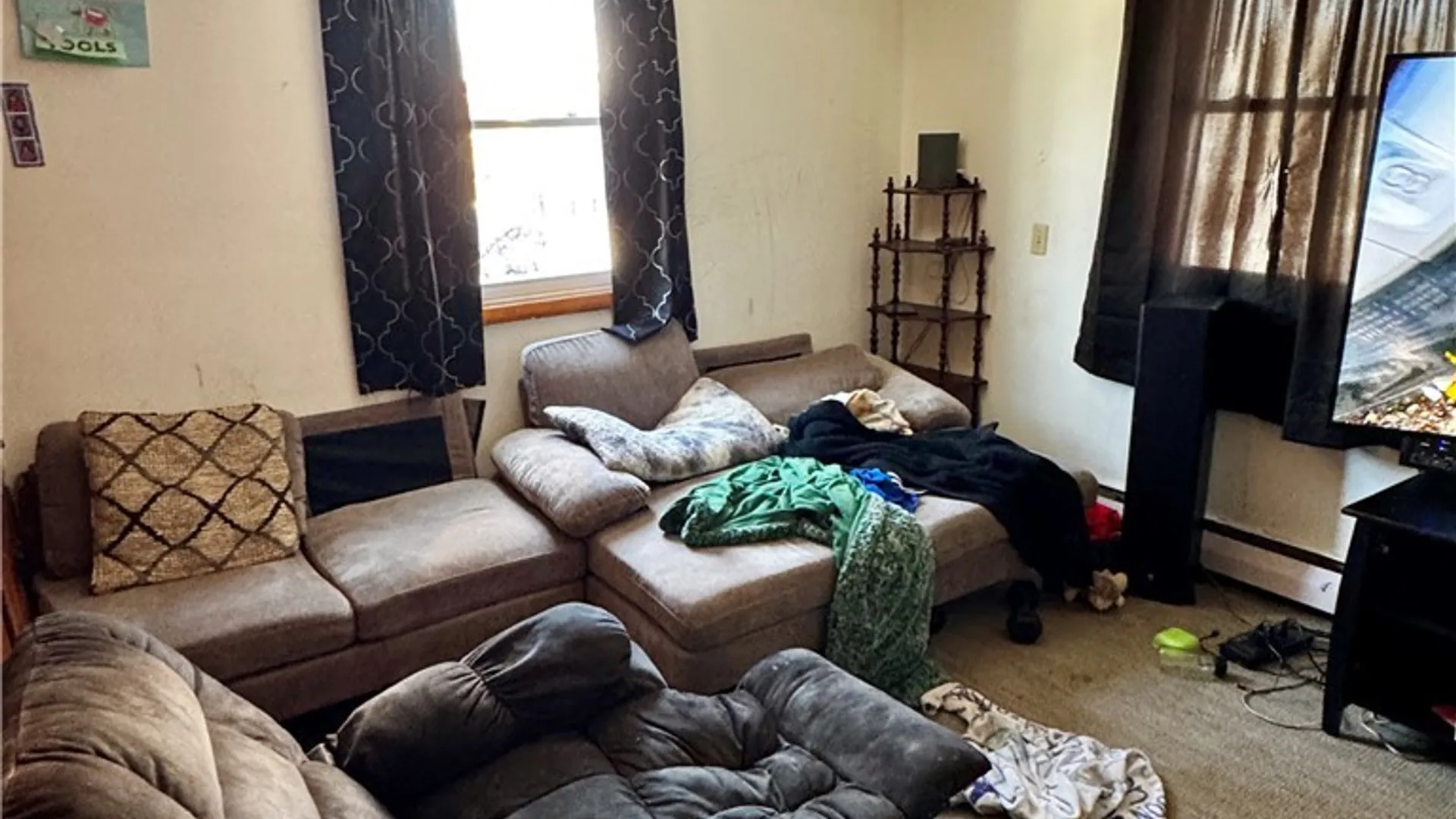 Property at 185 Pine Street, Lockport City, NY 14094 41