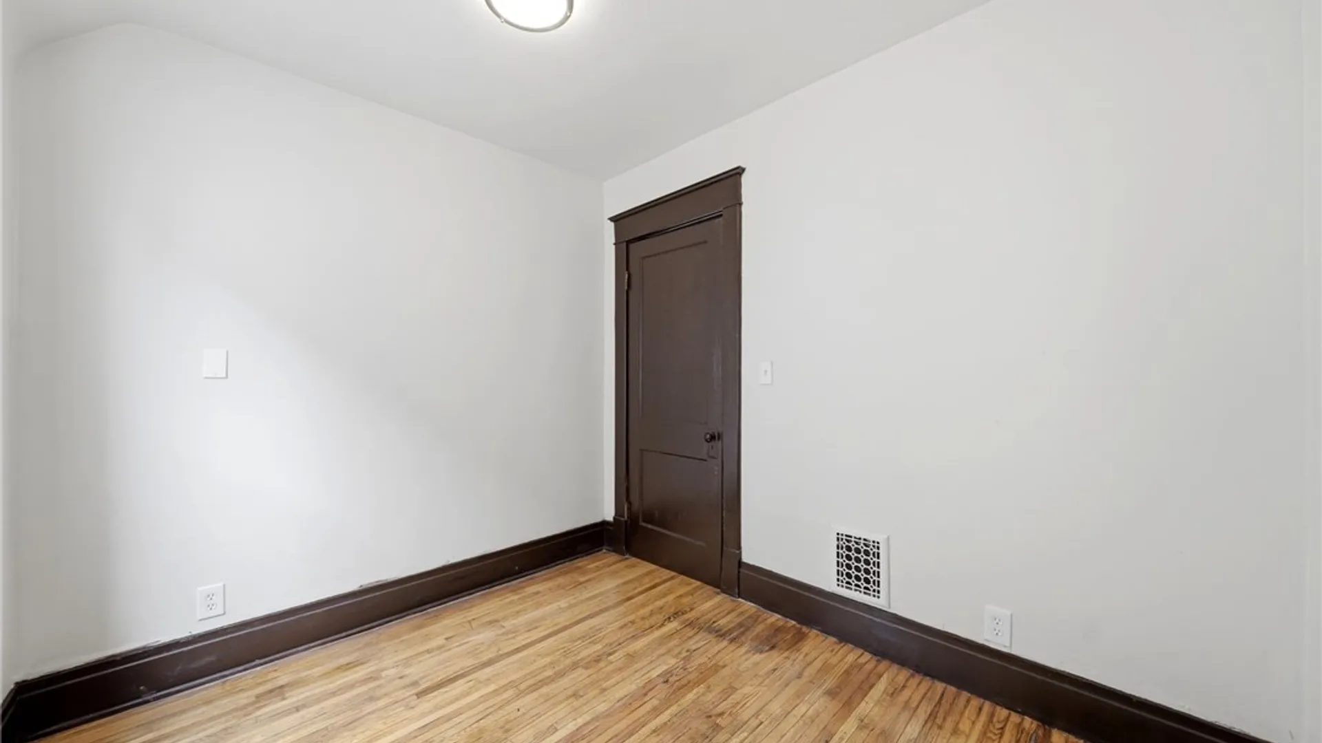 Property at 489 Utica Street, Buffalo, NY 14208 18