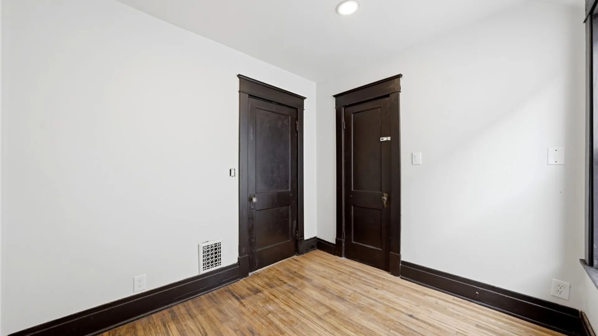 Property at 489 Utica Street, Buffalo, NY 14208 22