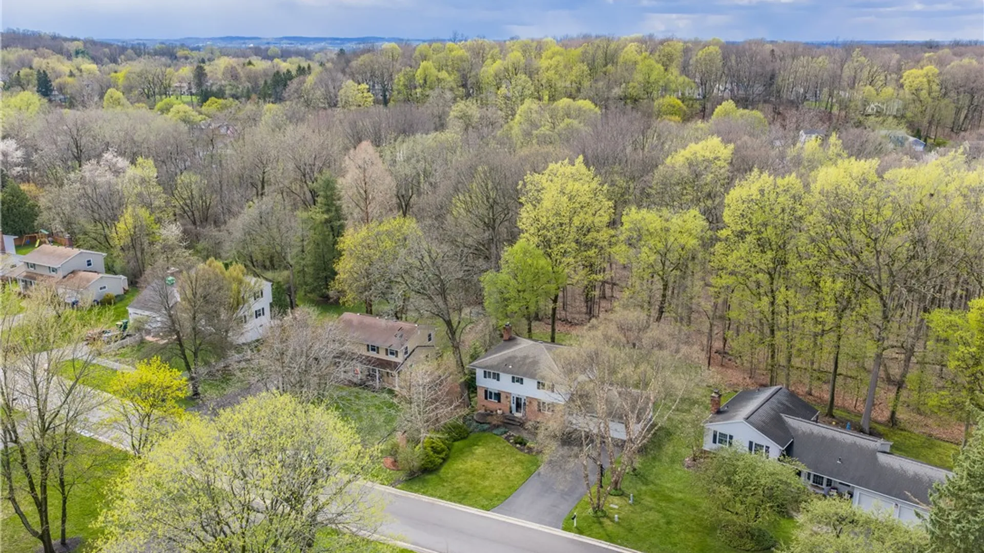 Property at 49 Wincanton Drive, Perinton, NY 14450 45