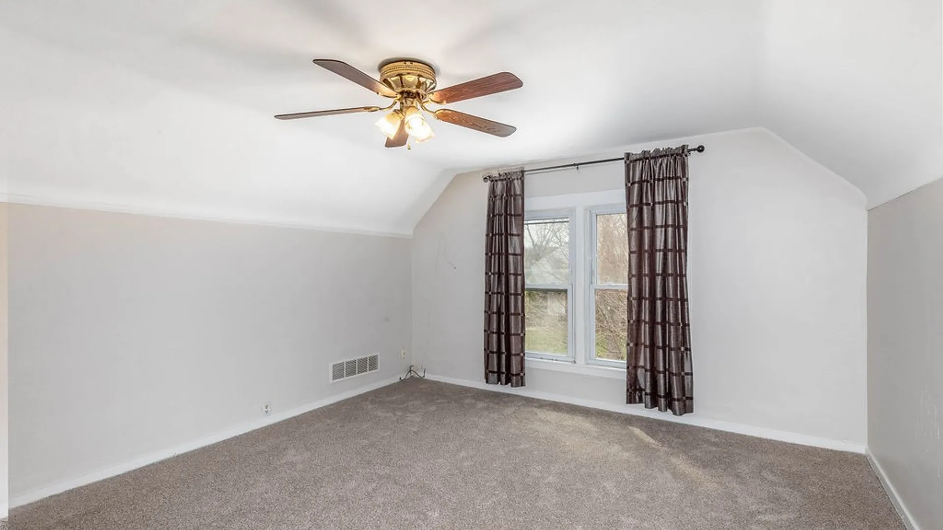 Property at 60 Argyle Avenue, Amherst, NY 14226 26