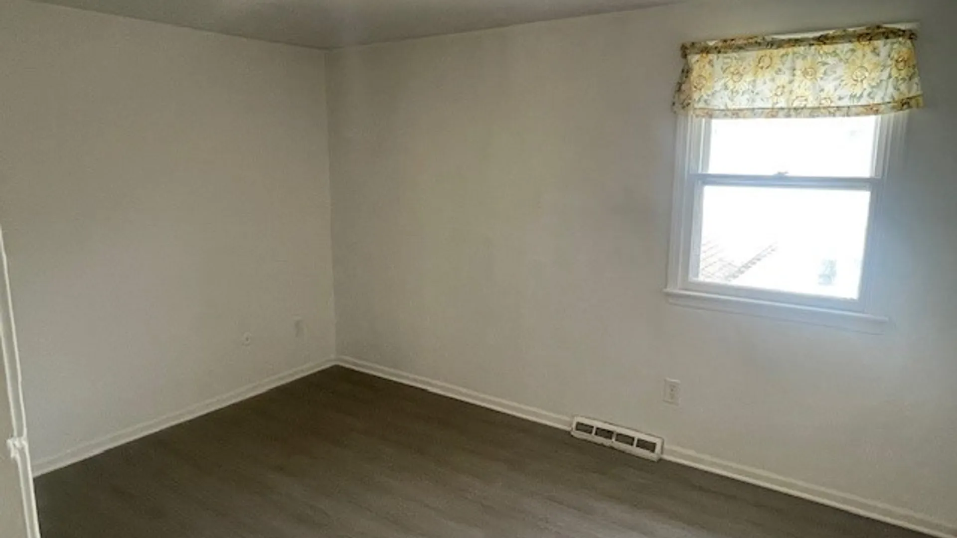 Property at 341 Sundridge Drive, Amherst, NY 14228 9