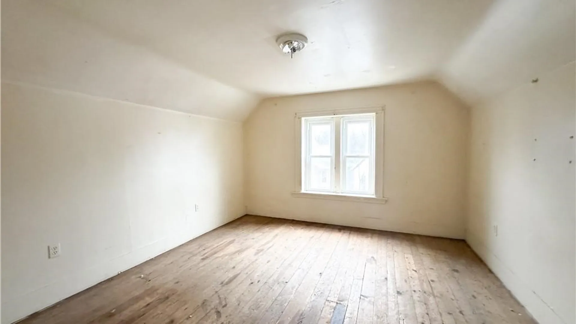 Property at 15 De Jonge Street, Rochester, NY 14621 27