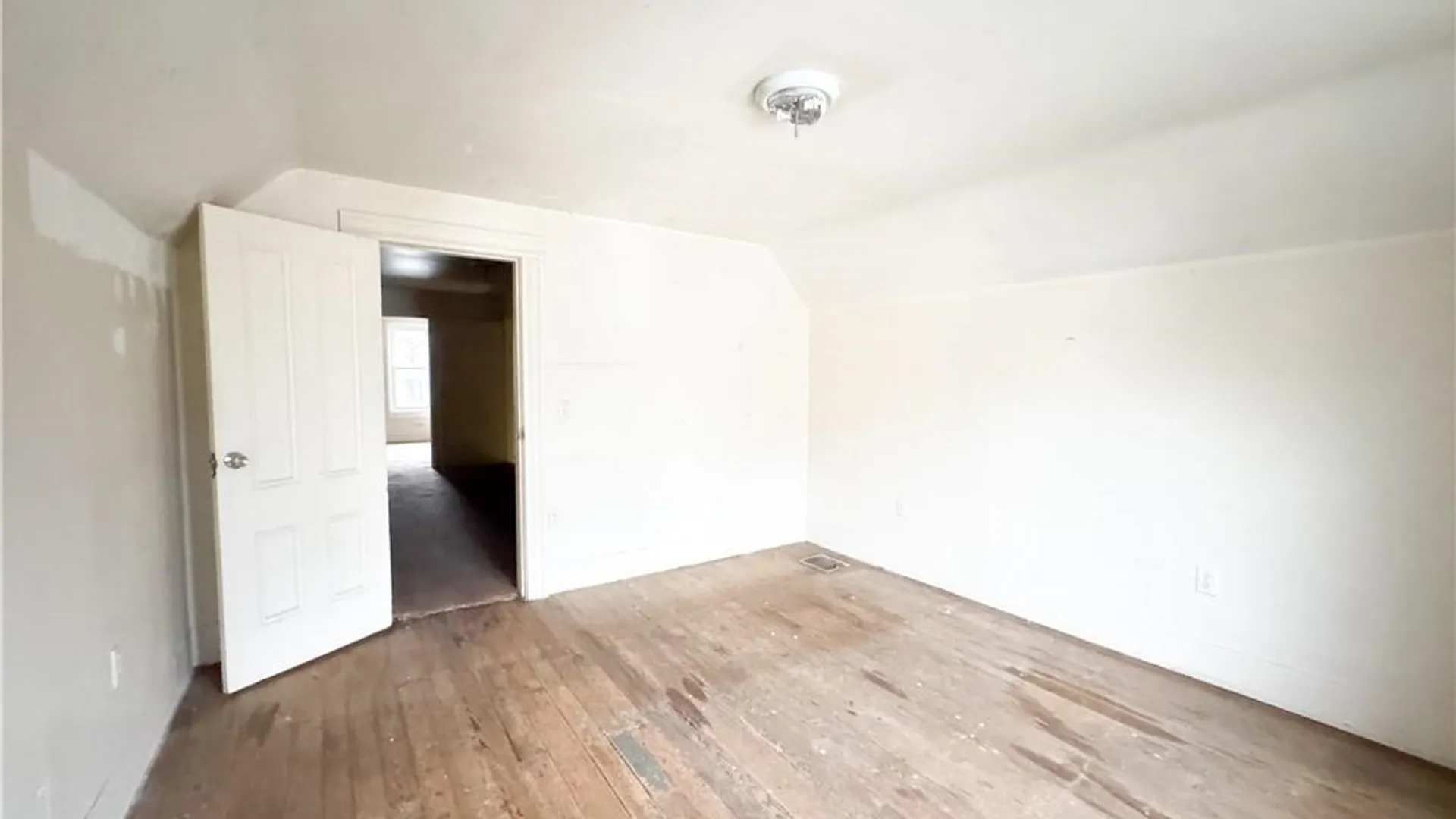 Property at 15 De Jonge Street, Rochester, NY 14621 29