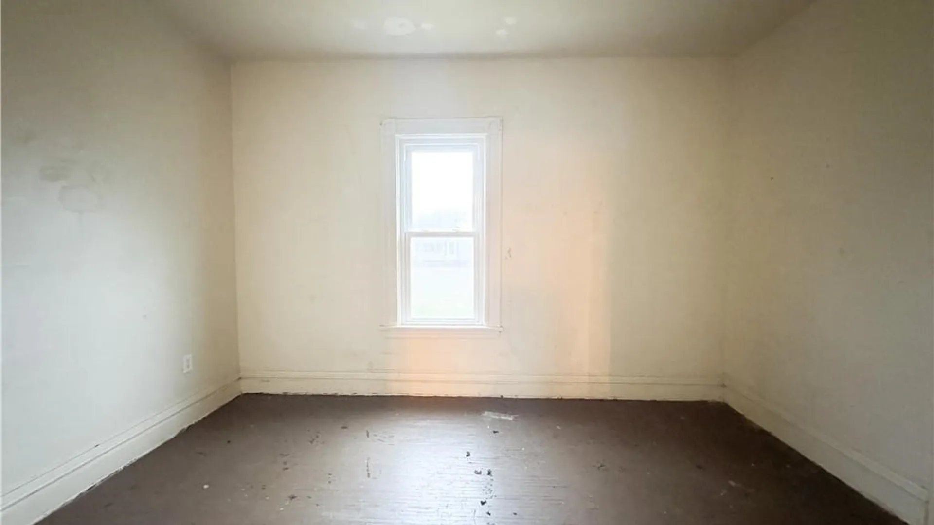 Property at 15 De Jonge Street, Rochester, NY 14621 14