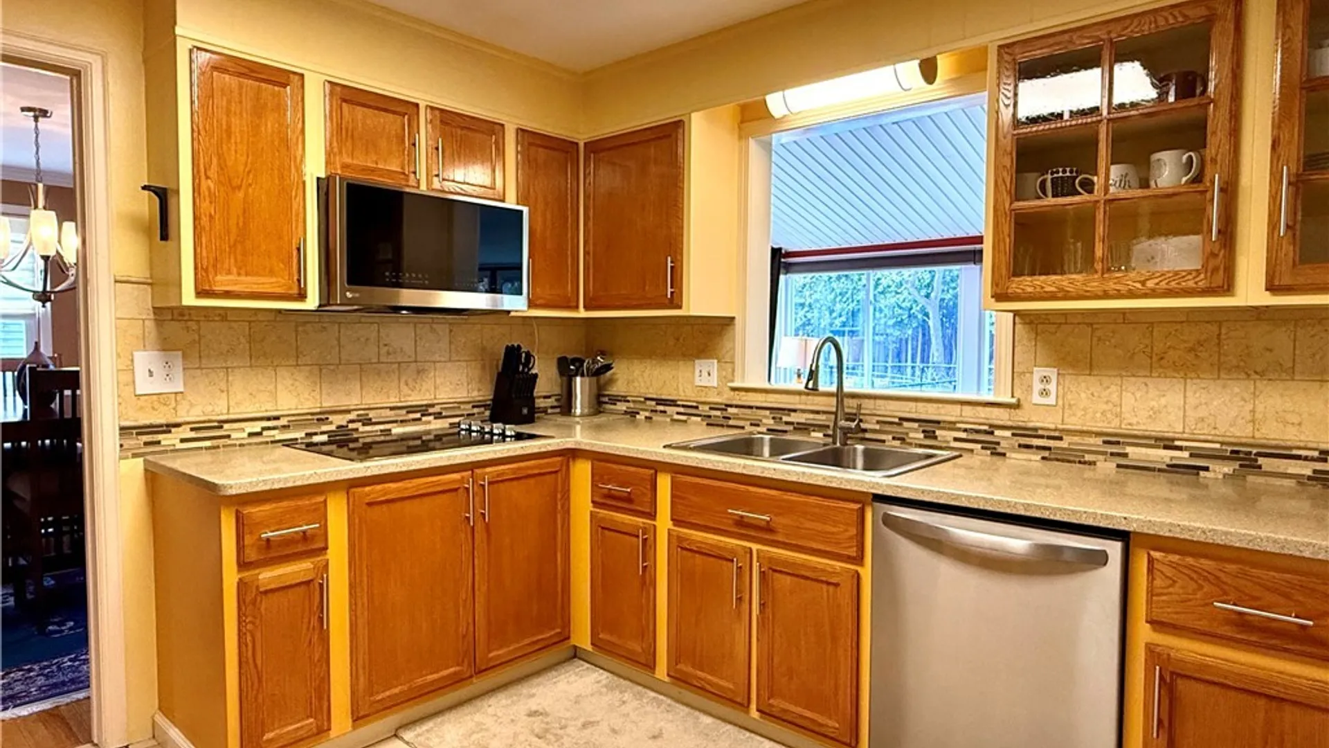 Property at 136 Cedar Heights Drive, DeWitt, NY 13078 15