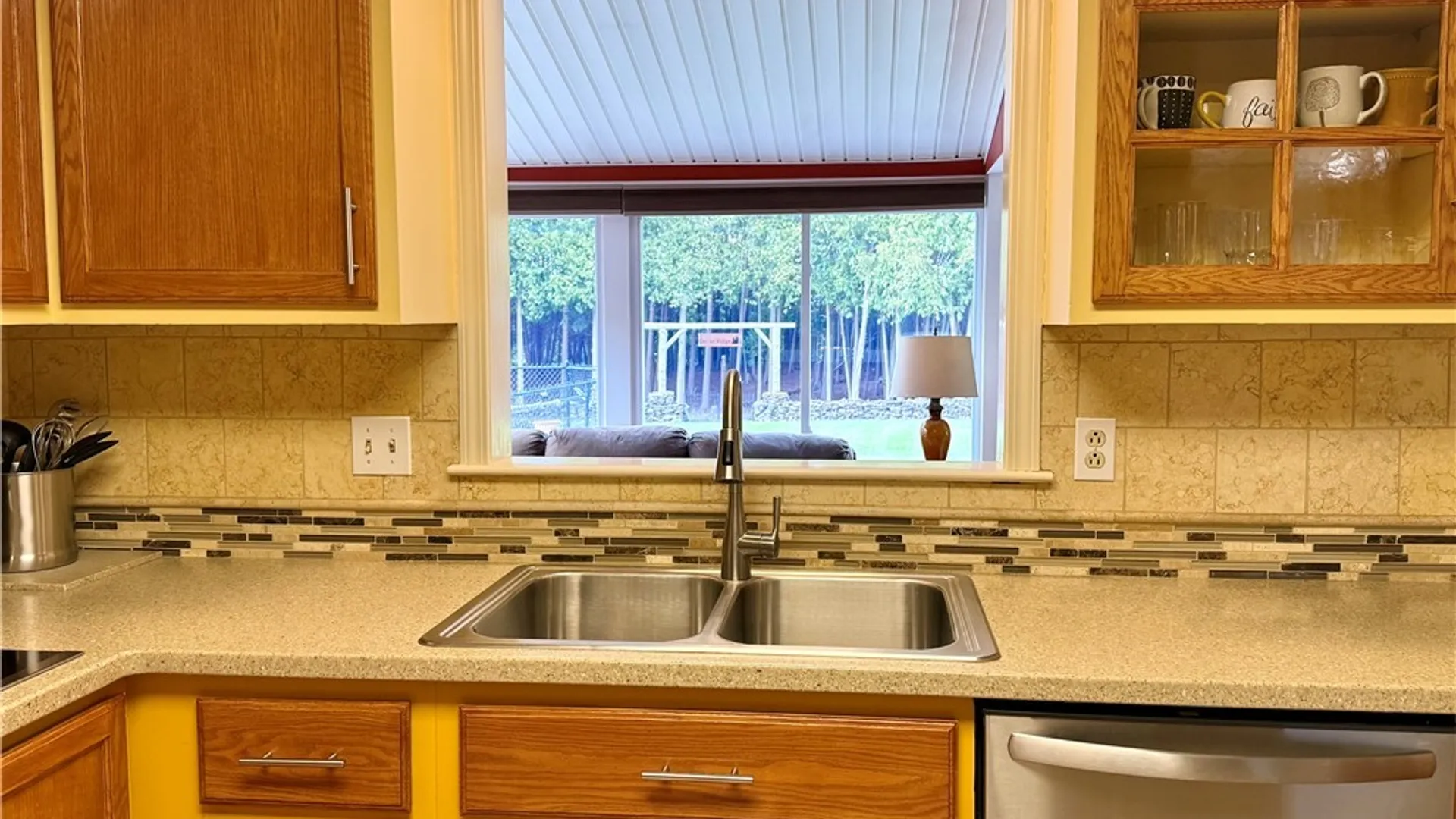 Property at 136 Cedar Heights Drive, DeWitt, NY 13078 17