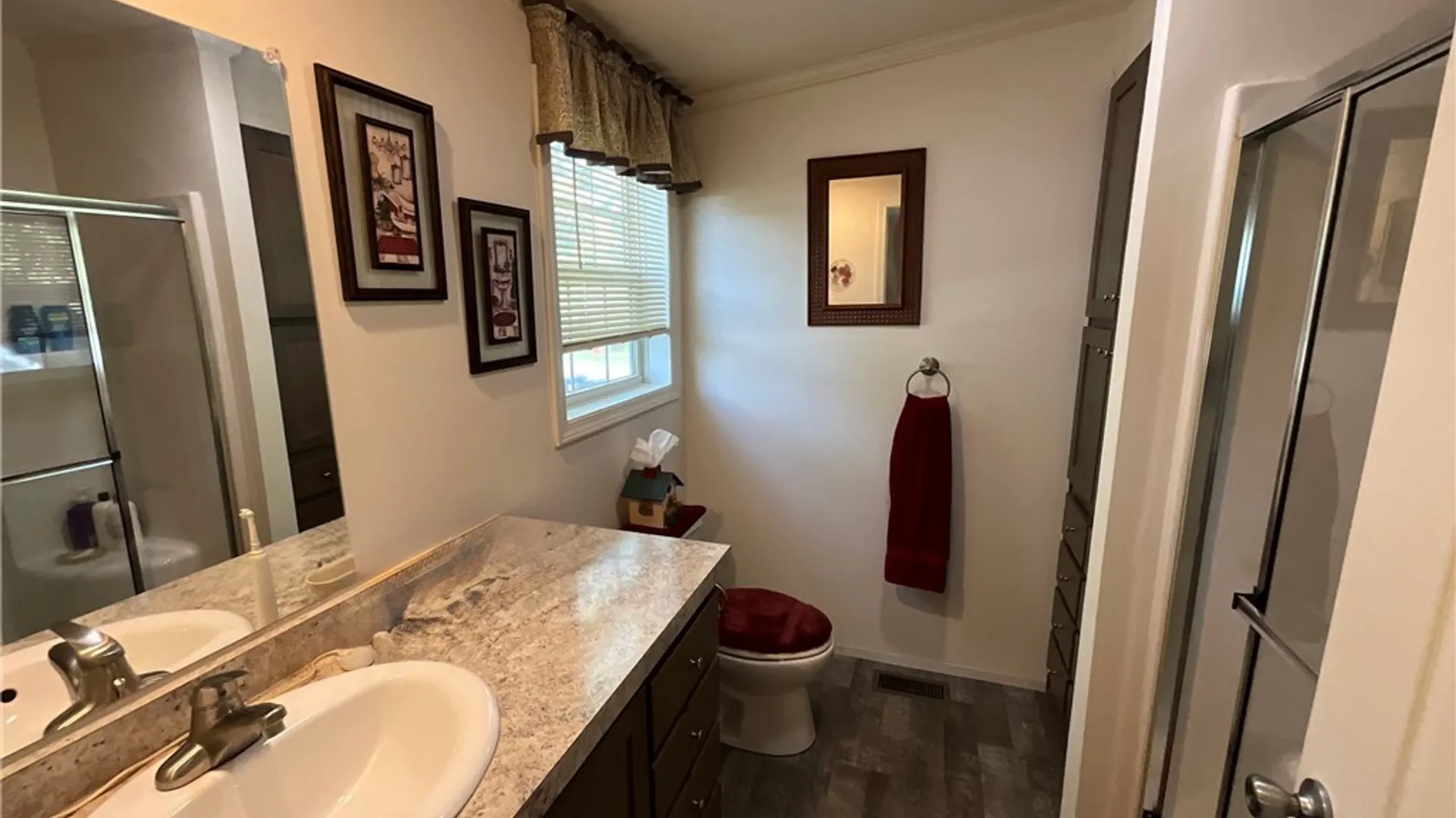 Property at 6 Applegate Dr, Hamlin, NY 14464 9