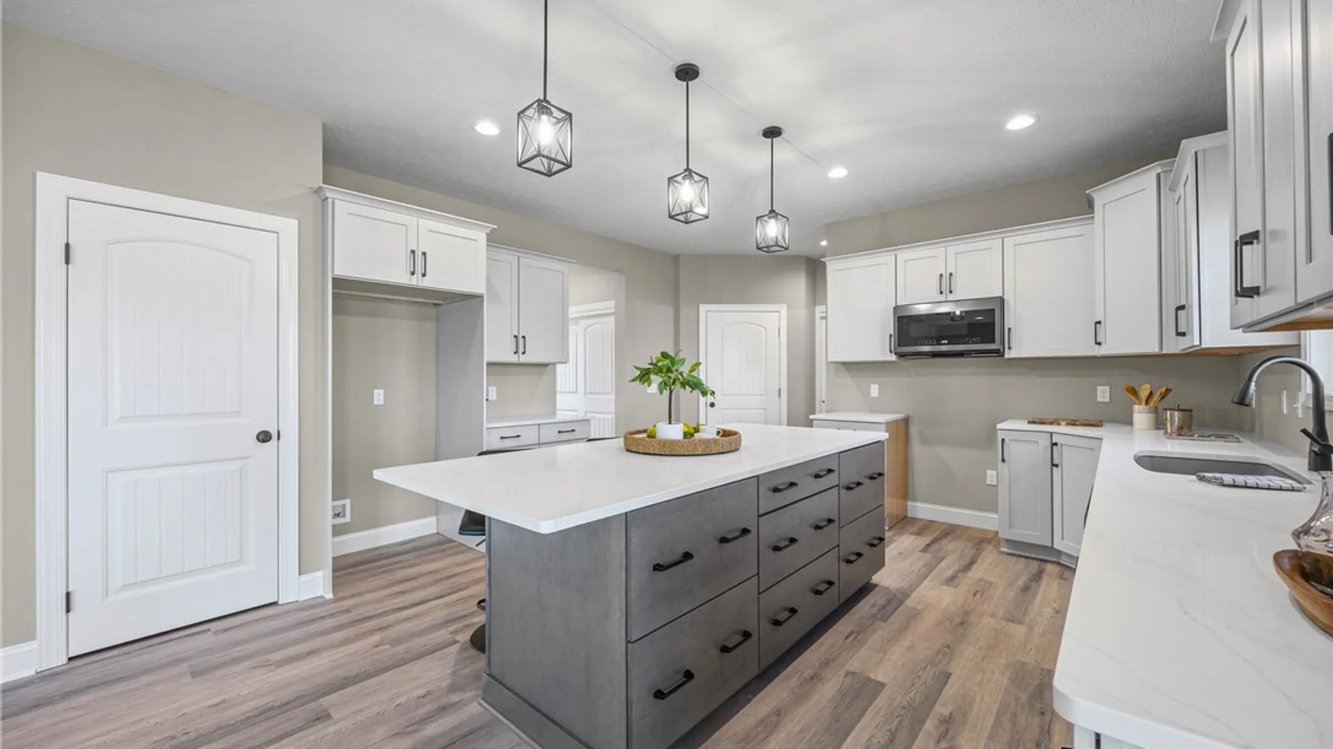 Property at 281 Collamer Rd, Parma, NY 14468 18