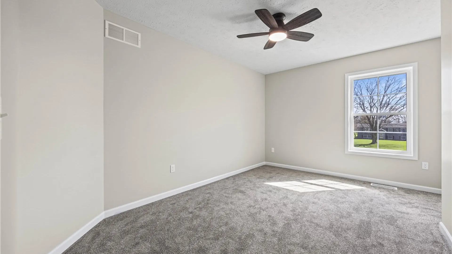 Property at 281 Collamer Rd, Parma, NY 14468 28