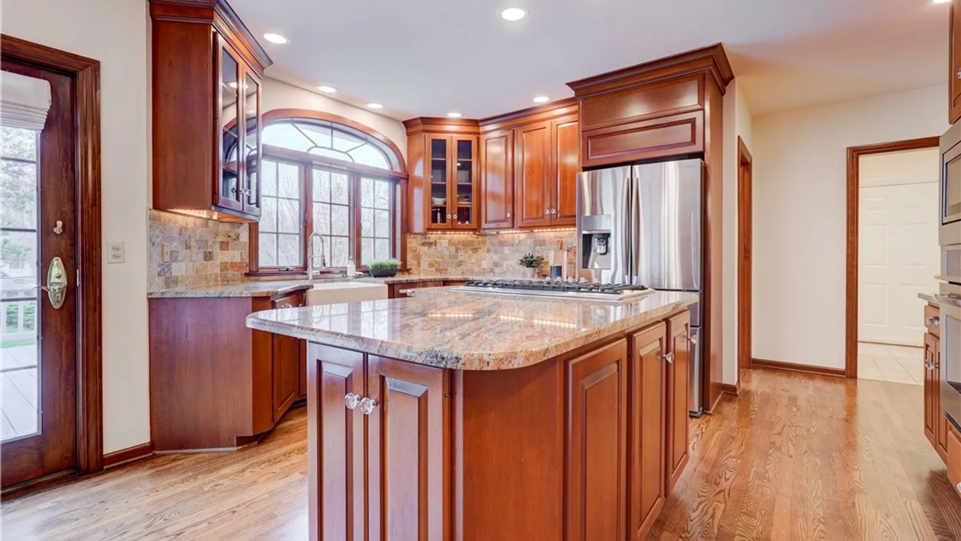 Property at 11 Merryhill Lane, Pittsford, NY 14534 16