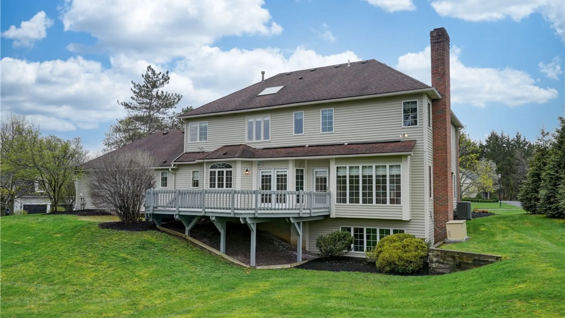 Property at 11 Merryhill Lane, Pittsford, NY 14534 45