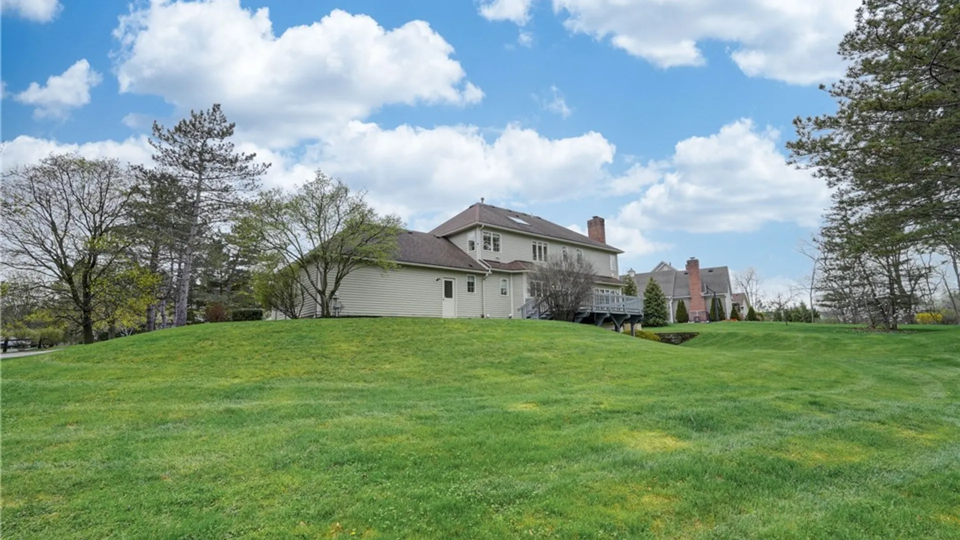 Property at 11 Merryhill Lane, Pittsford, NY 14534 46