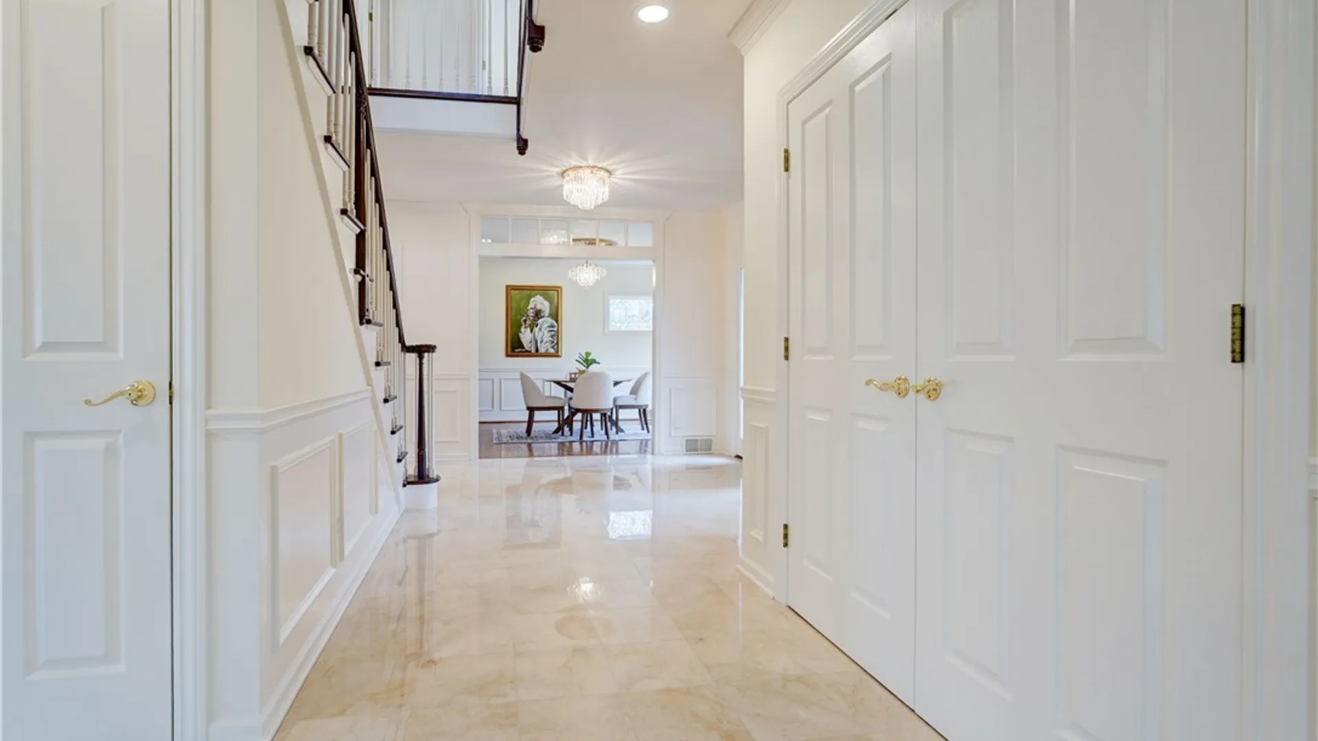 Property at 11 Merryhill Lane, Pittsford, NY 14534 8