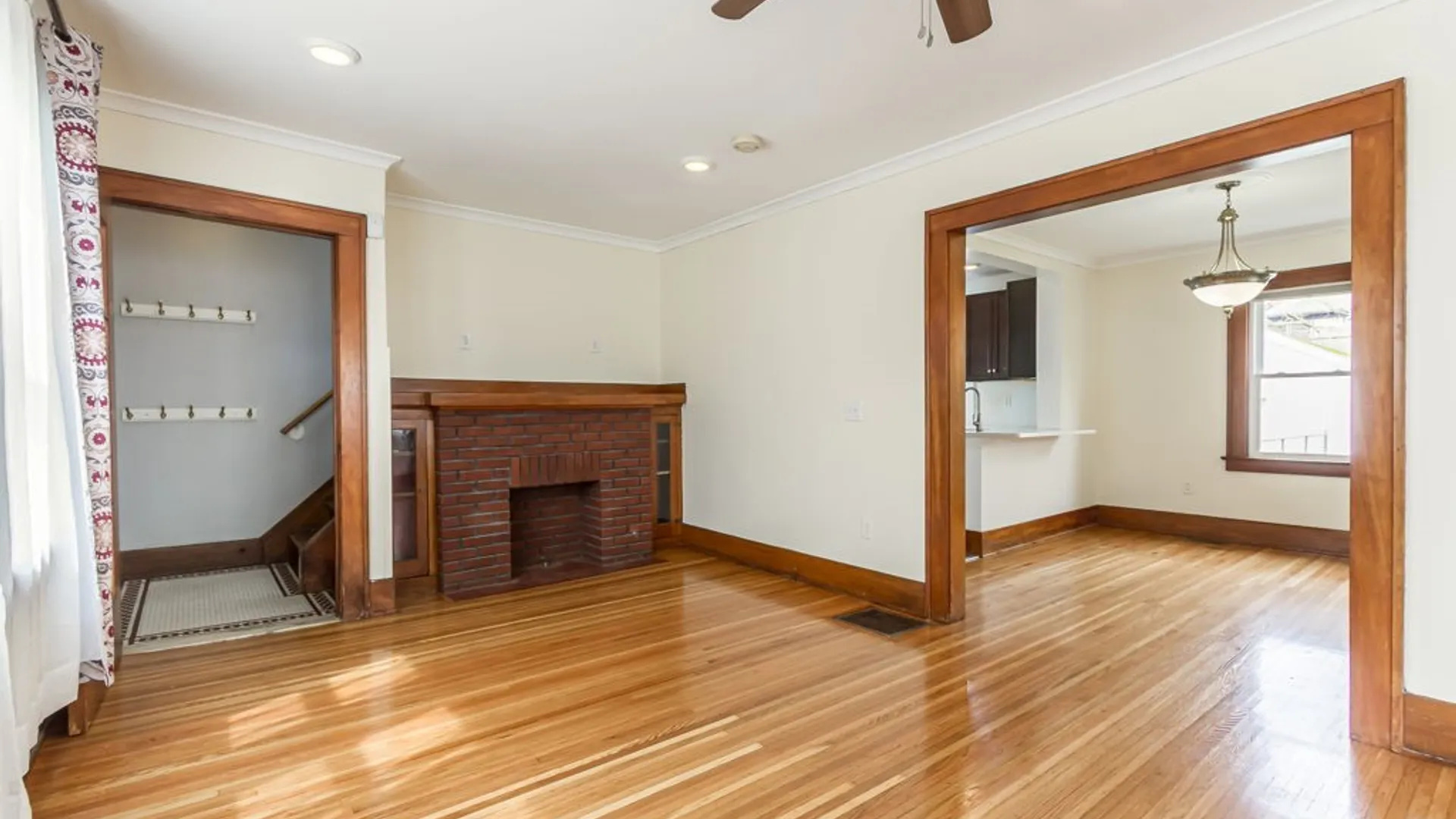 Property at 42 Winbourne Road, Rochester, NY 14611 8