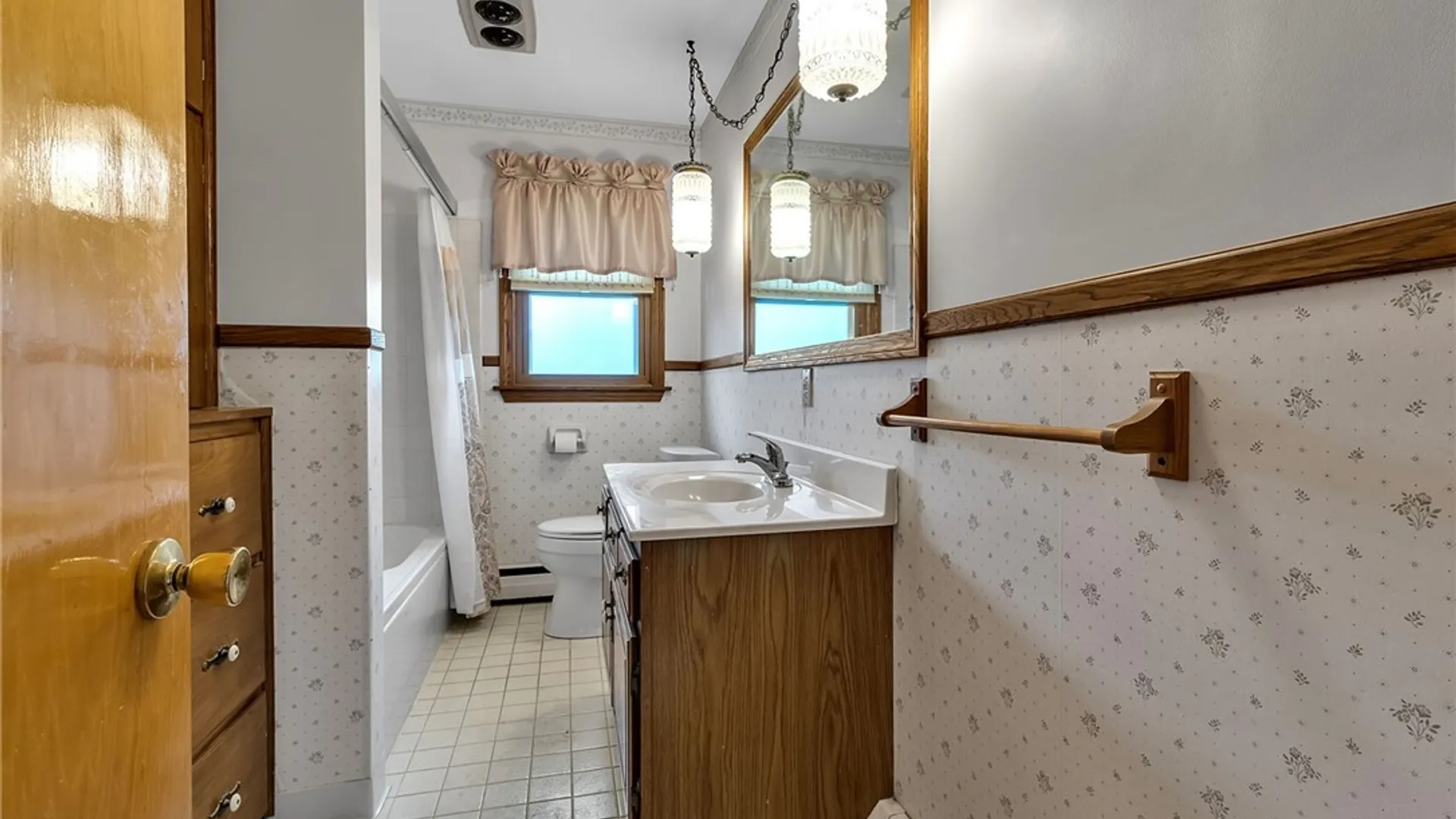 Property at 56 Dellwood Avenue, Evans, NY 14006 11