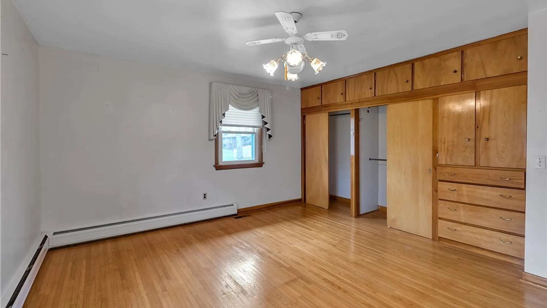 Property at 56 Dellwood Avenue, Evans, NY 14006 13