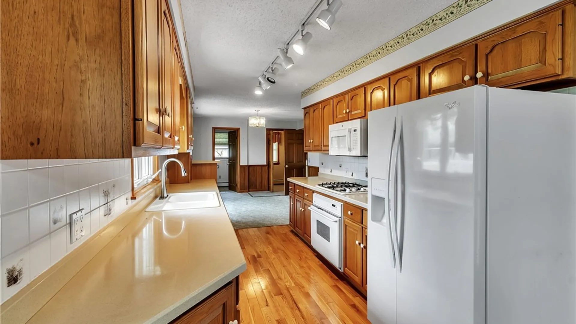 Property at 56 Dellwood Avenue, Evans, NY 14006 19