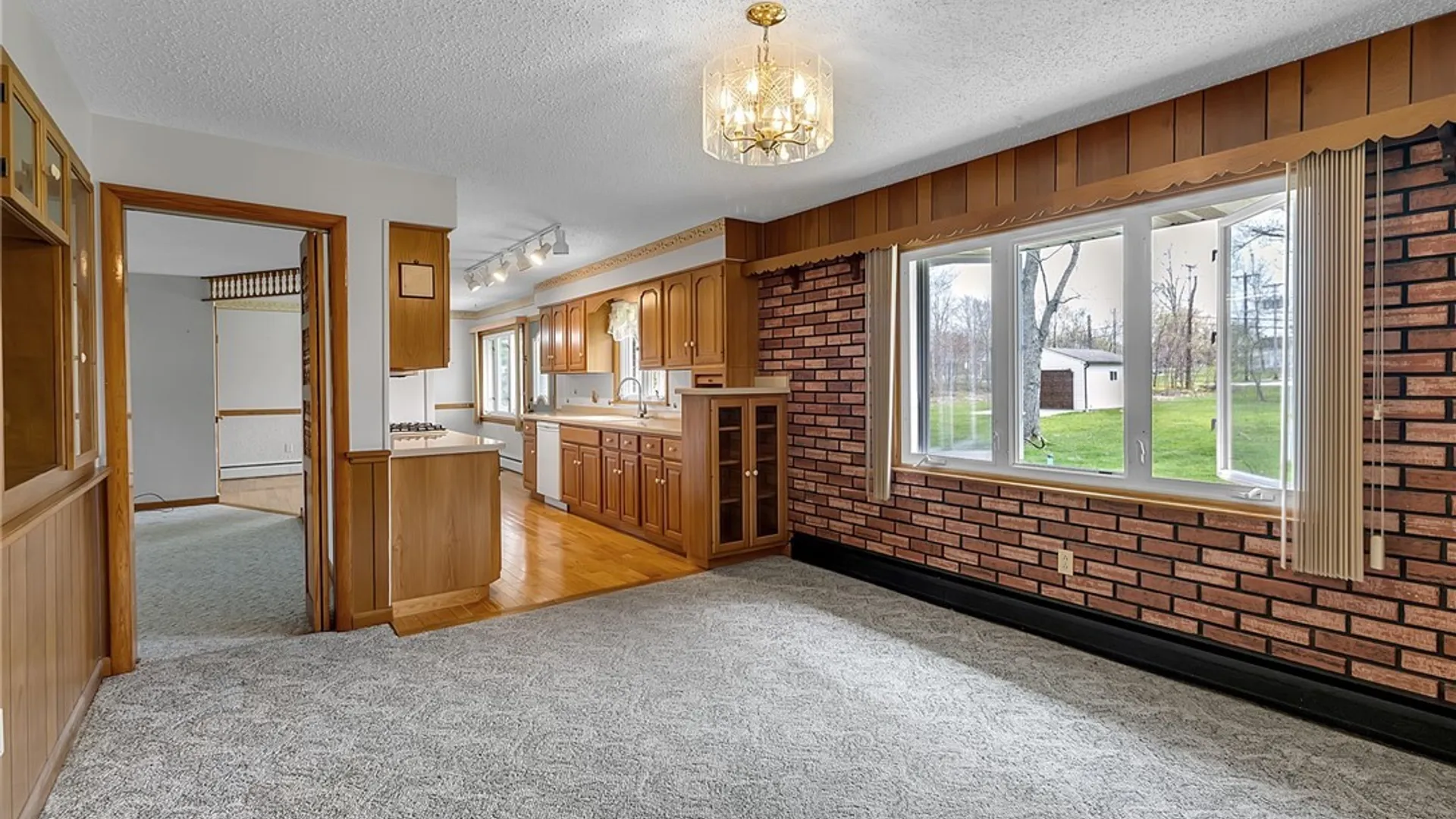 Property at 56 Dellwood Avenue, Evans, NY 14006 20