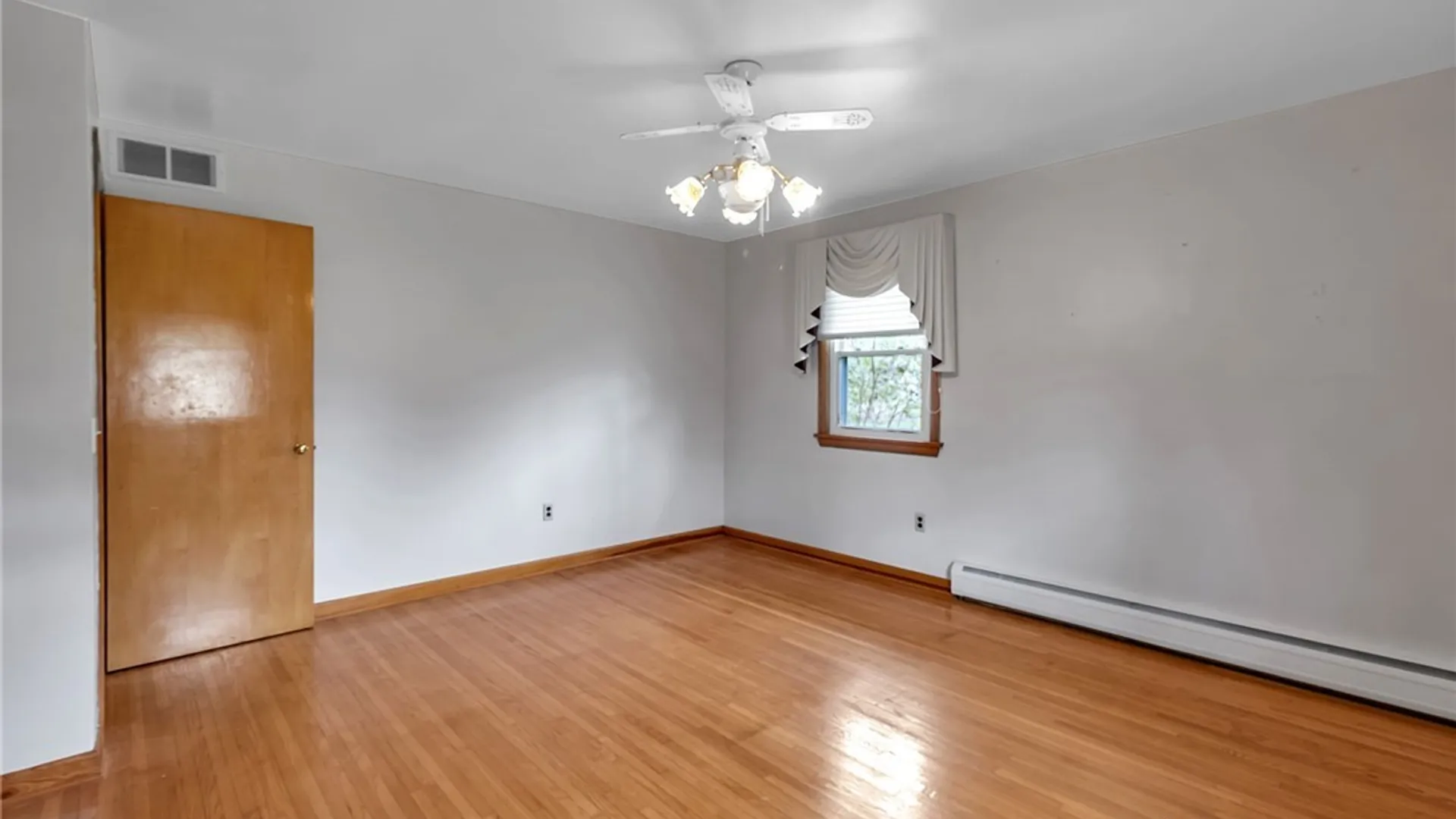 Property at 56 Dellwood Avenue, Evans, NY 14006 24