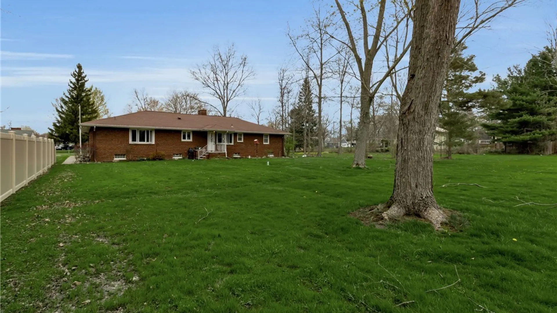 Property at 56 Dellwood Avenue, Evans, NY 14006 38