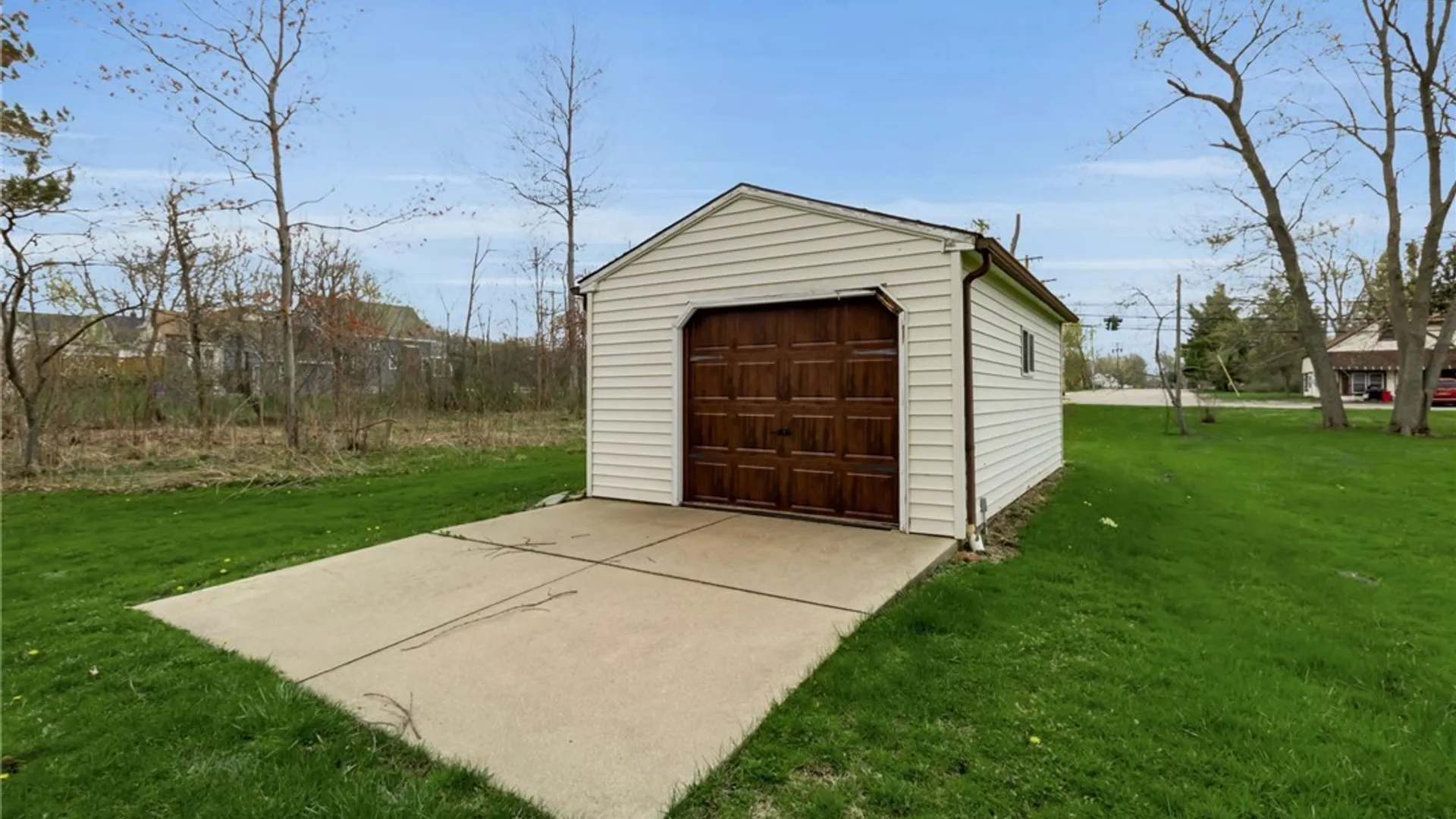 Property at 56 Dellwood Avenue, Evans, NY 14006 43