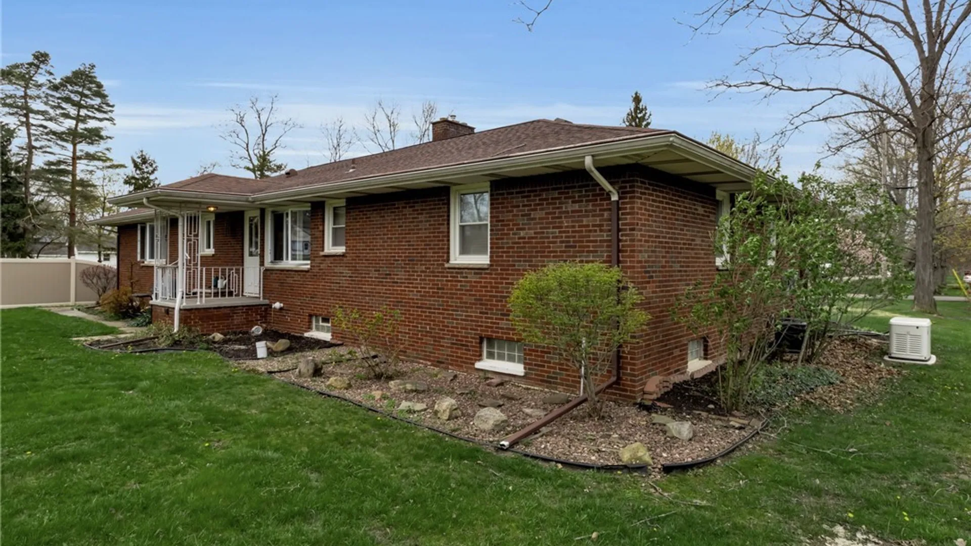 Property at 56 Dellwood Avenue, Evans, NY 14006 5