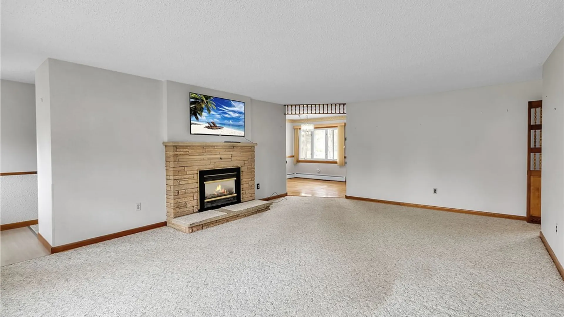 Property at 56 Dellwood Avenue, Evans, NY 14006 8