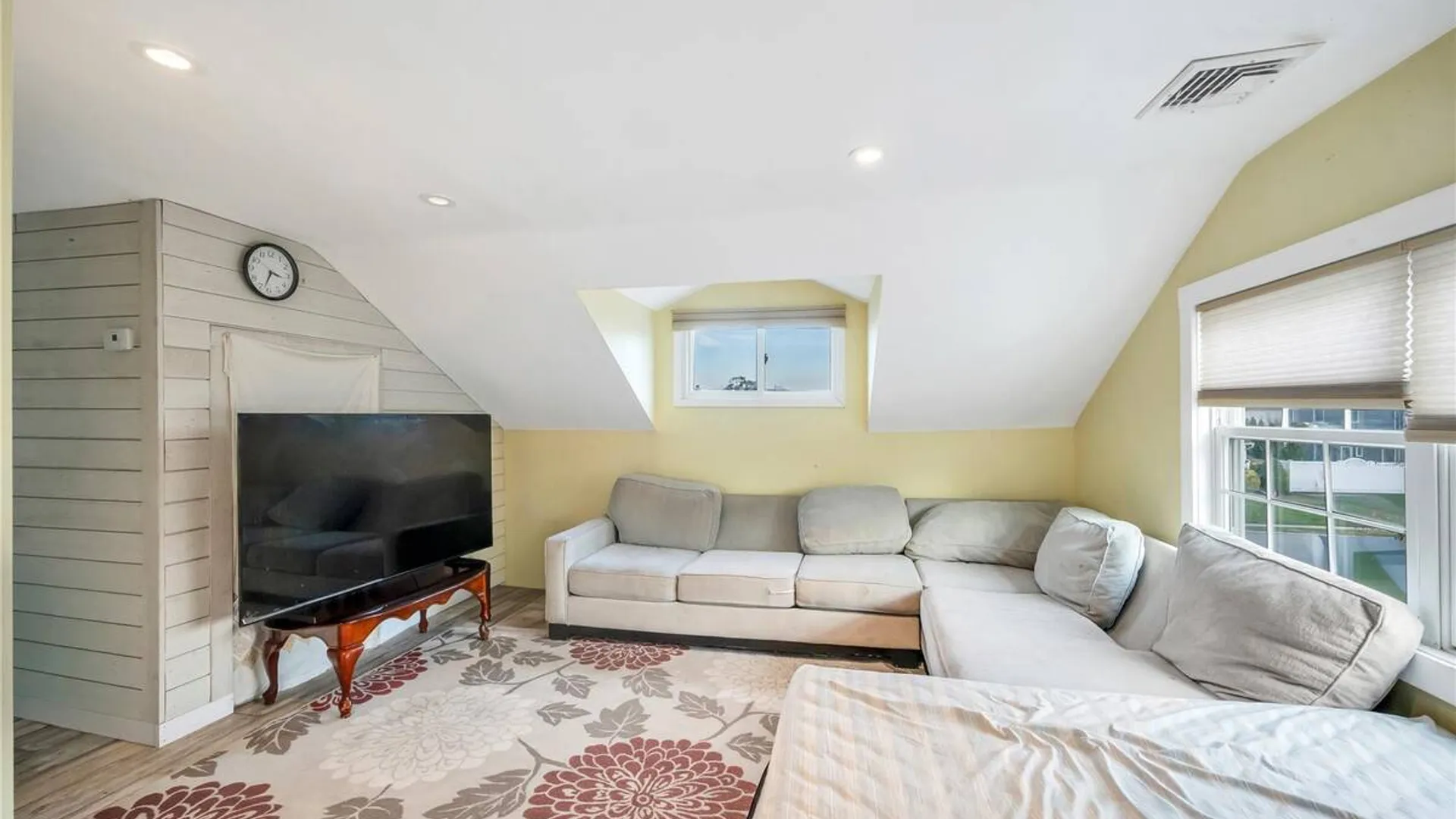 Property at 22 Herman Avenue, North Babylon, NY 11703 12