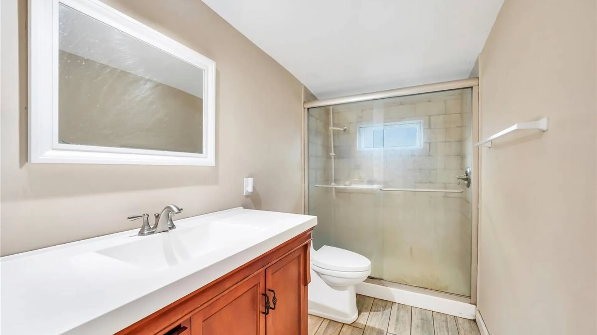 Property at 22 Herman Avenue, North Babylon, NY 11703 15